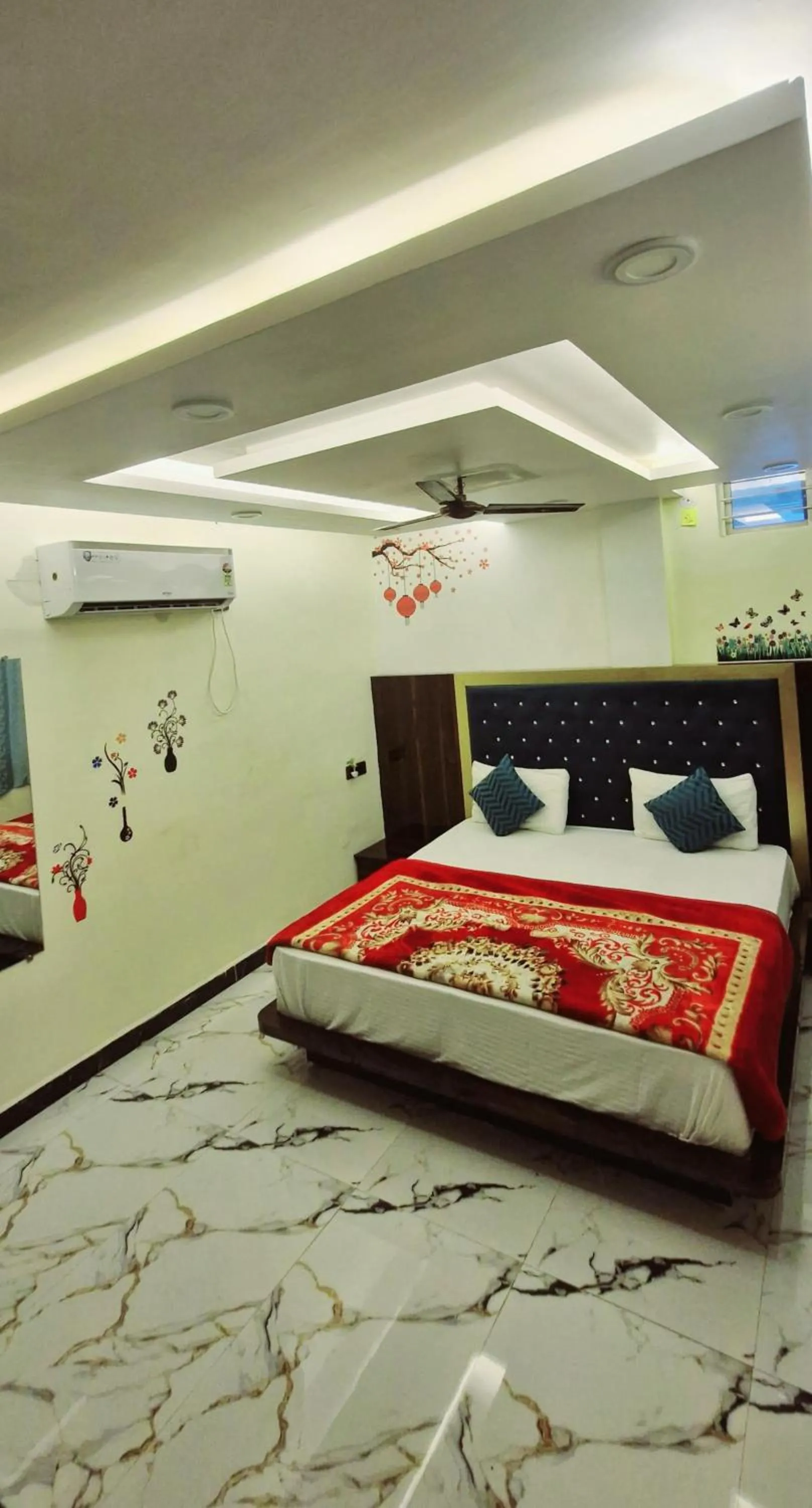 Family, Bed in Hotel Meri & Residency