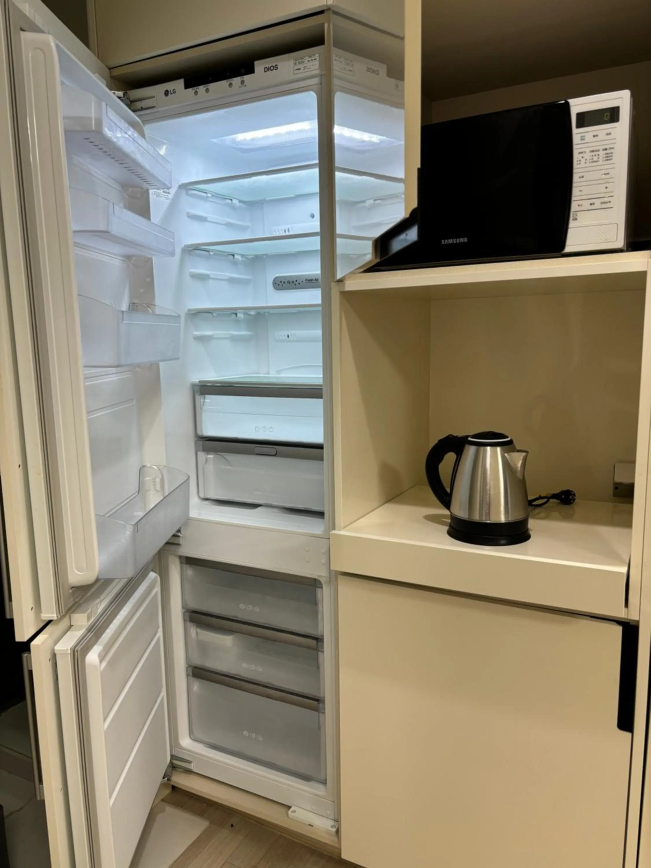 Coffee/tea facilities in The Hide City