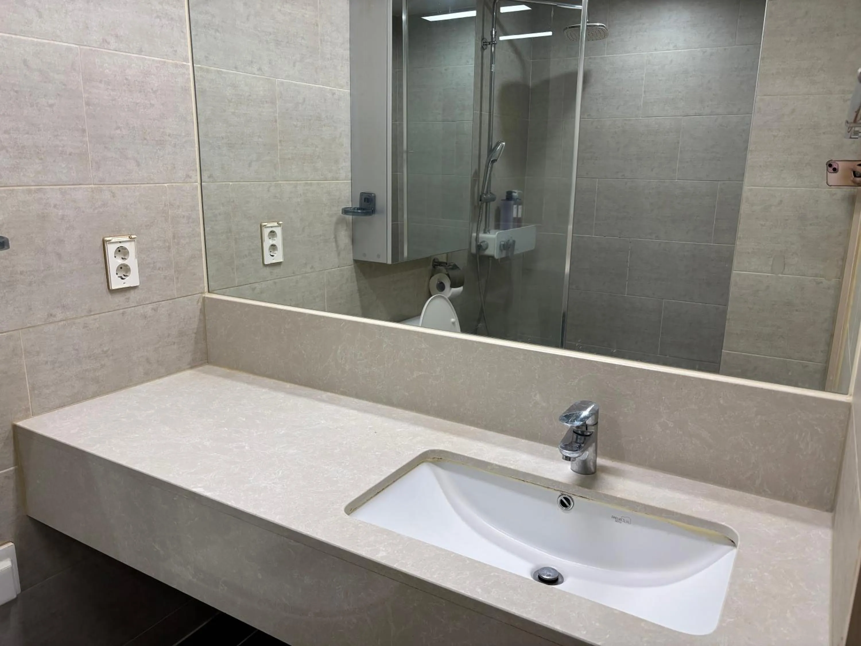 Bathroom in The Hide City