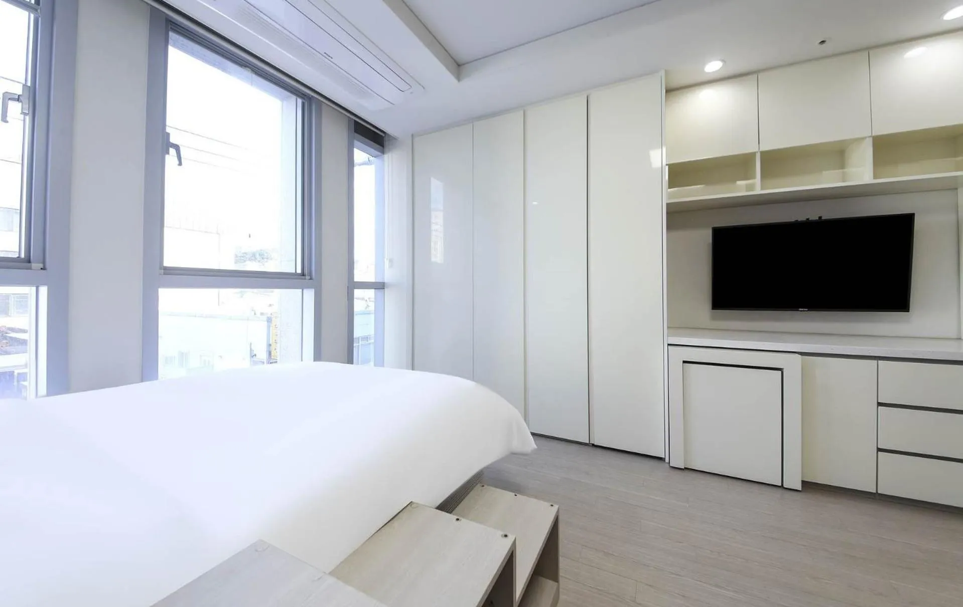 Bed in The Hide City