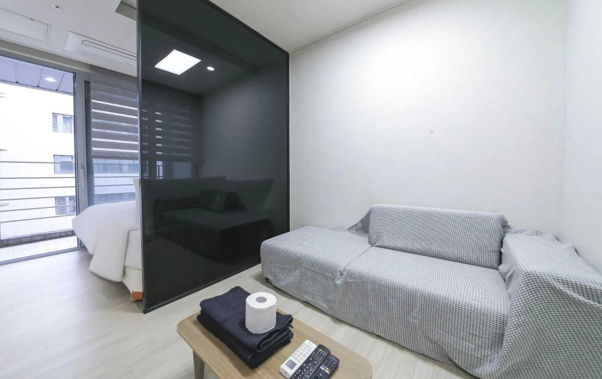 Photo of the whole room in The Hide City