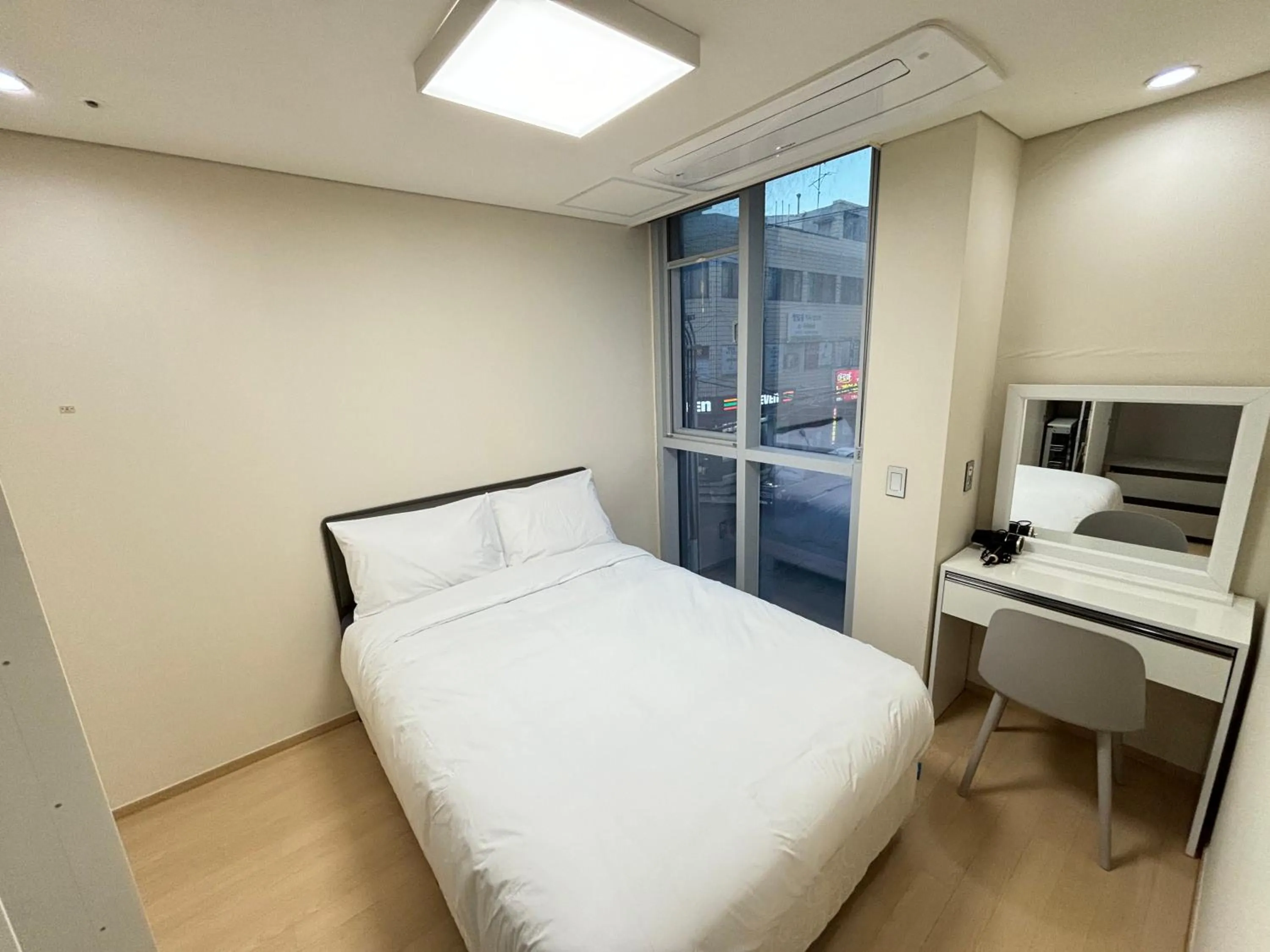 Bed in The Hide City