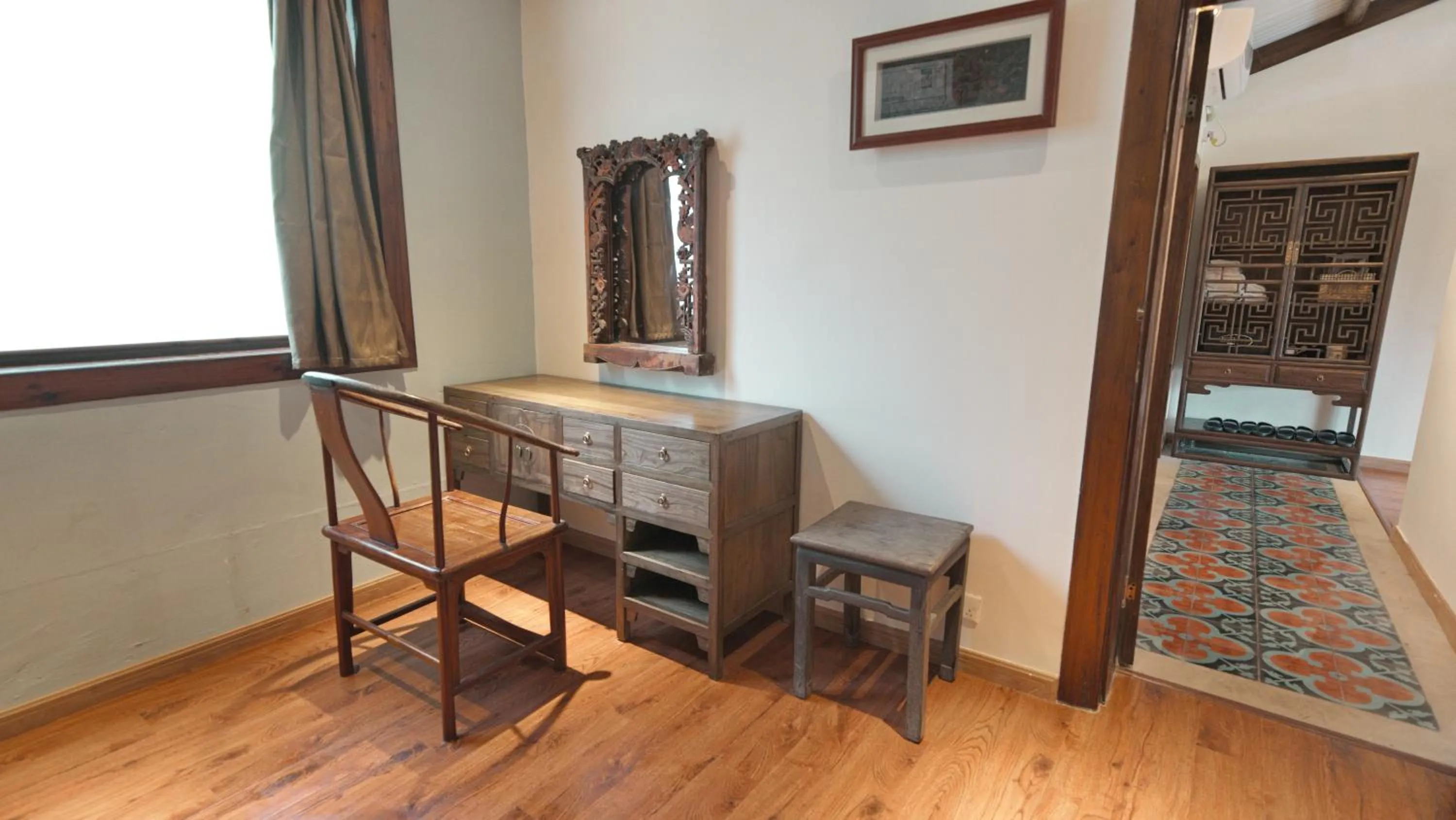 Seating area in Yangshuo Mountain Retreat