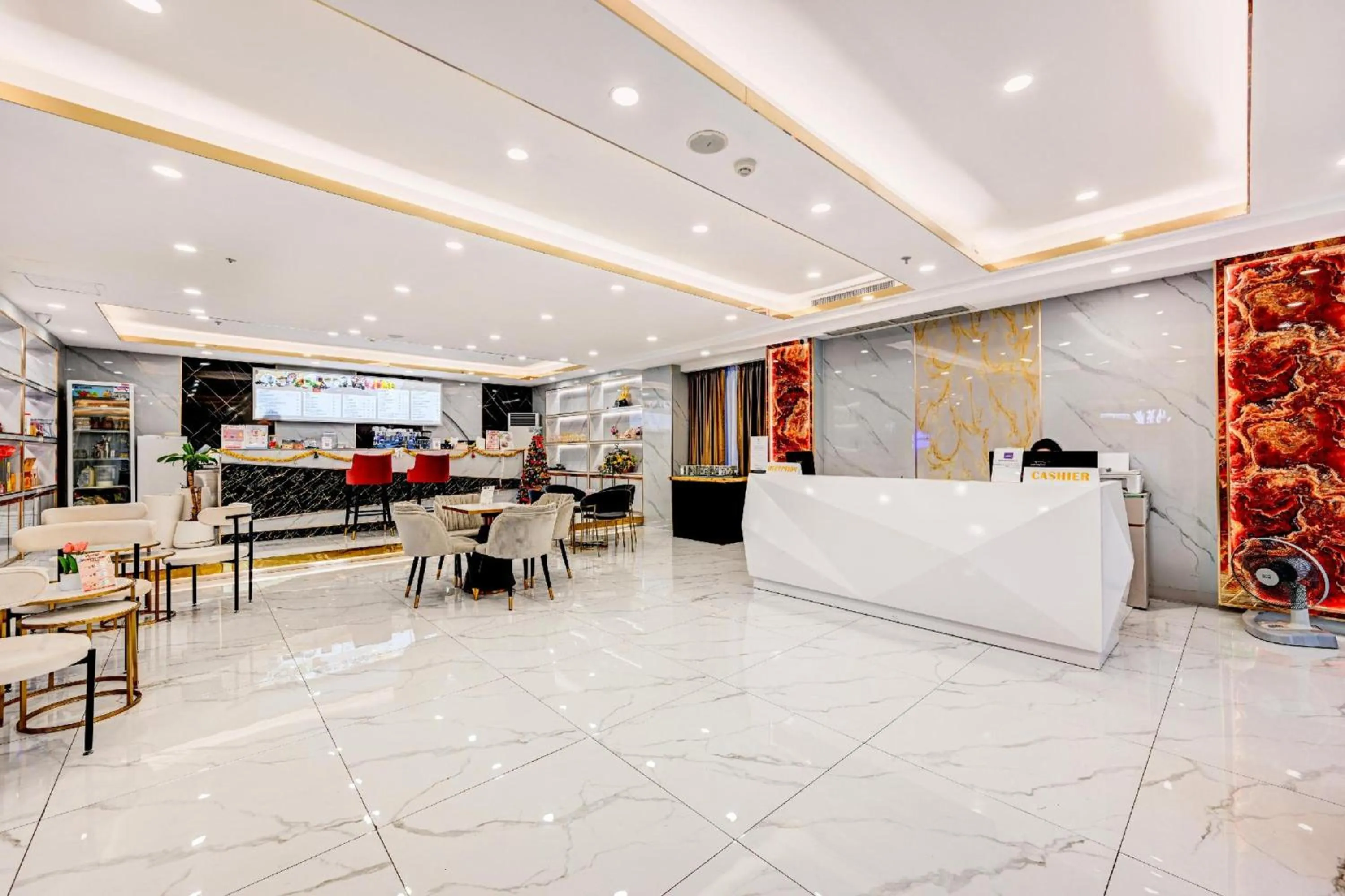 Lobby or reception in Palette The Travellers Hotel Bangkok