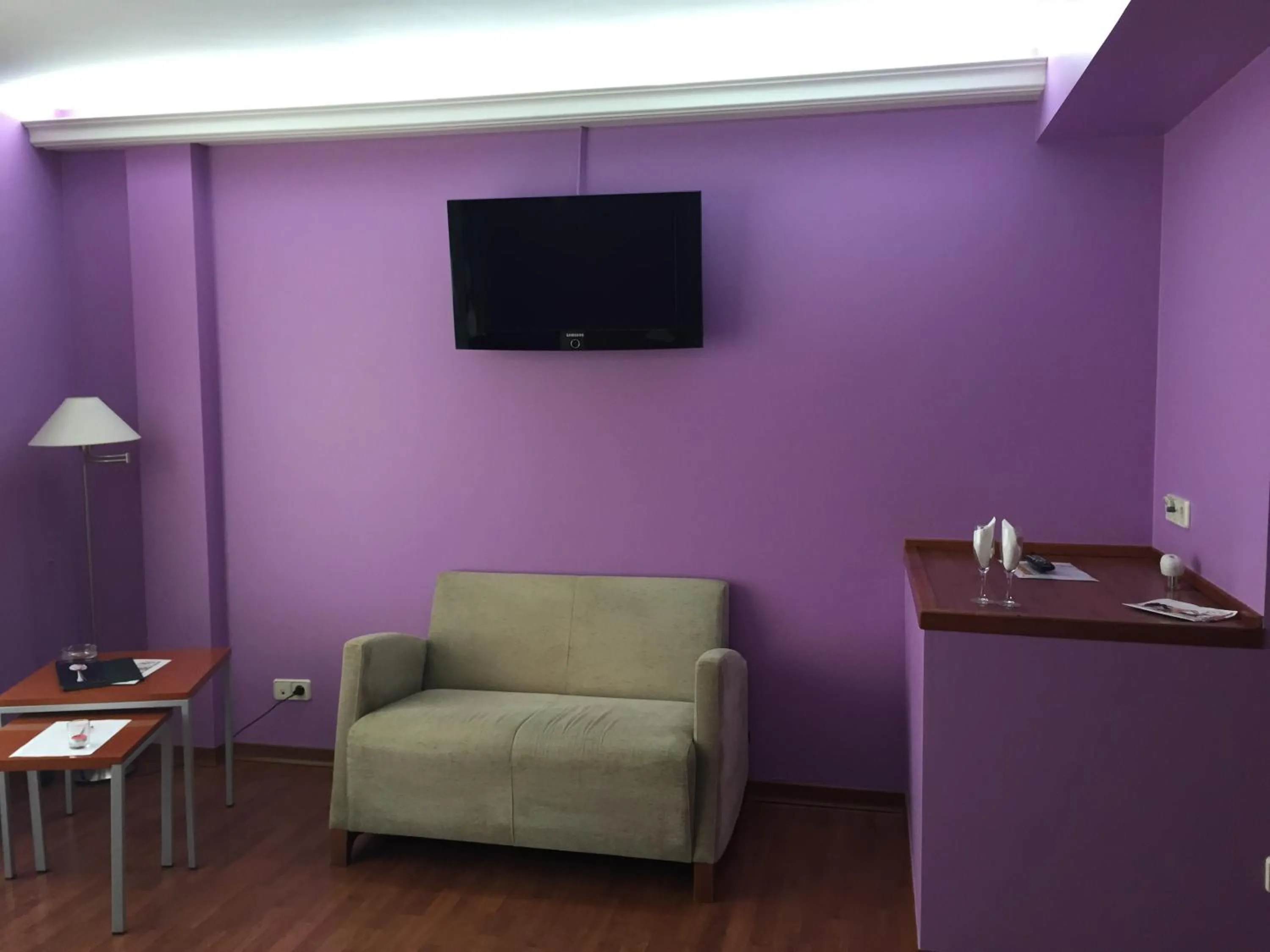 Seating area in Motel Abalo