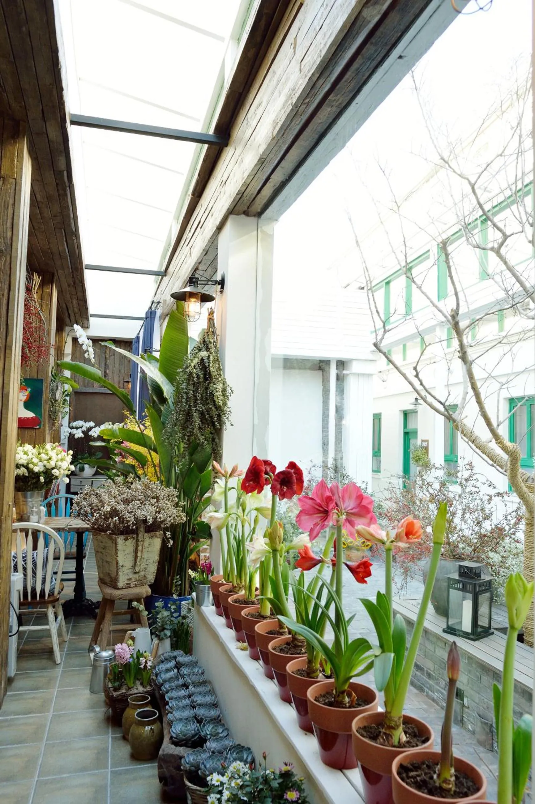 Decorative detail in Peking Station Hostel