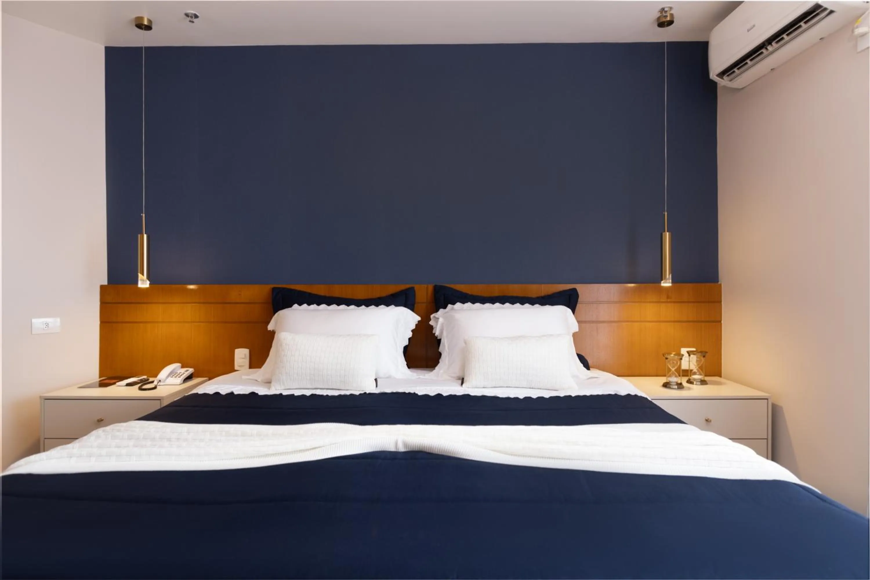 Bedroom, Bed in Royal Urban Macaé Hotel