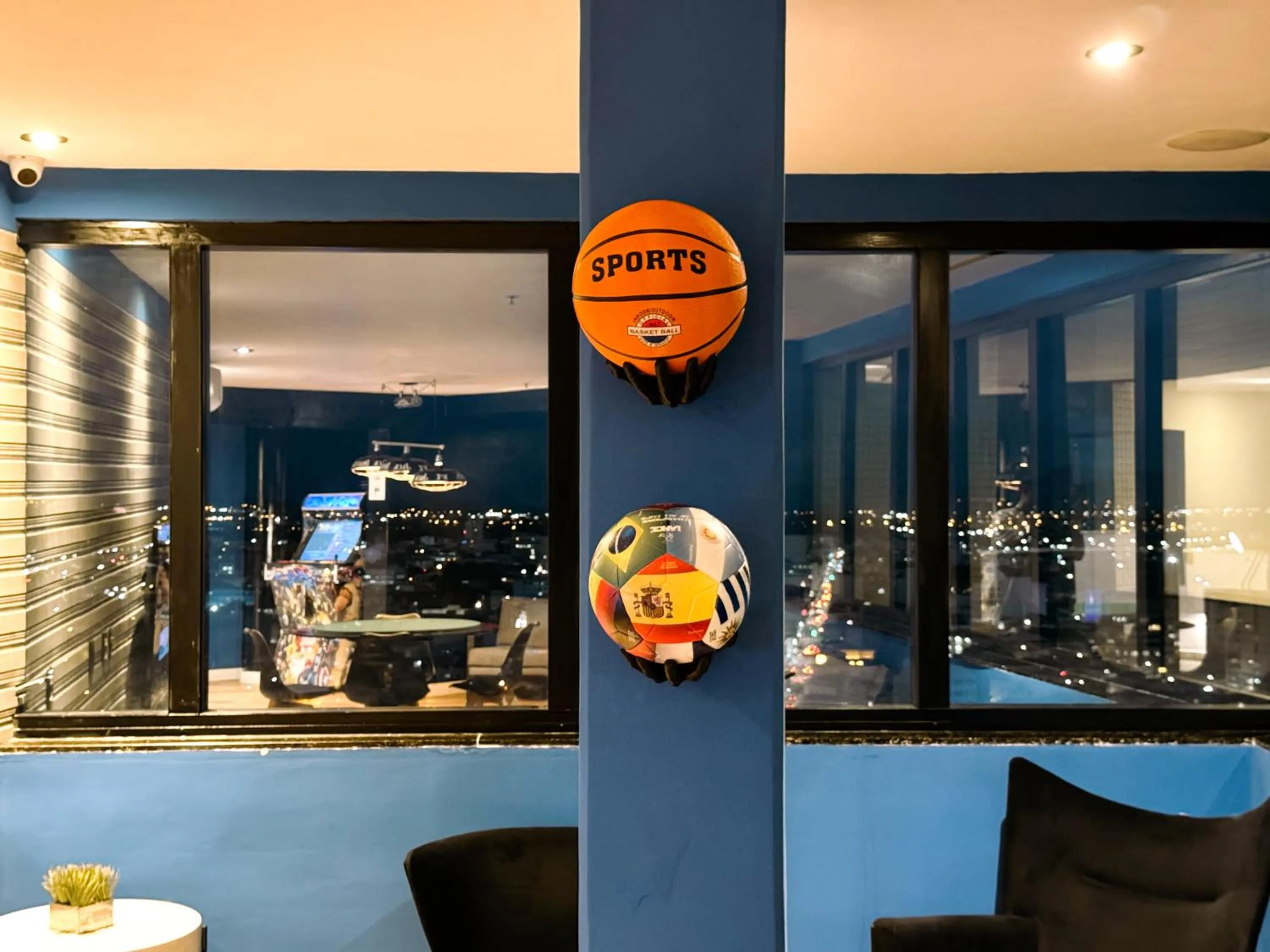 Game Room in Royal Urban Macaé Hotel