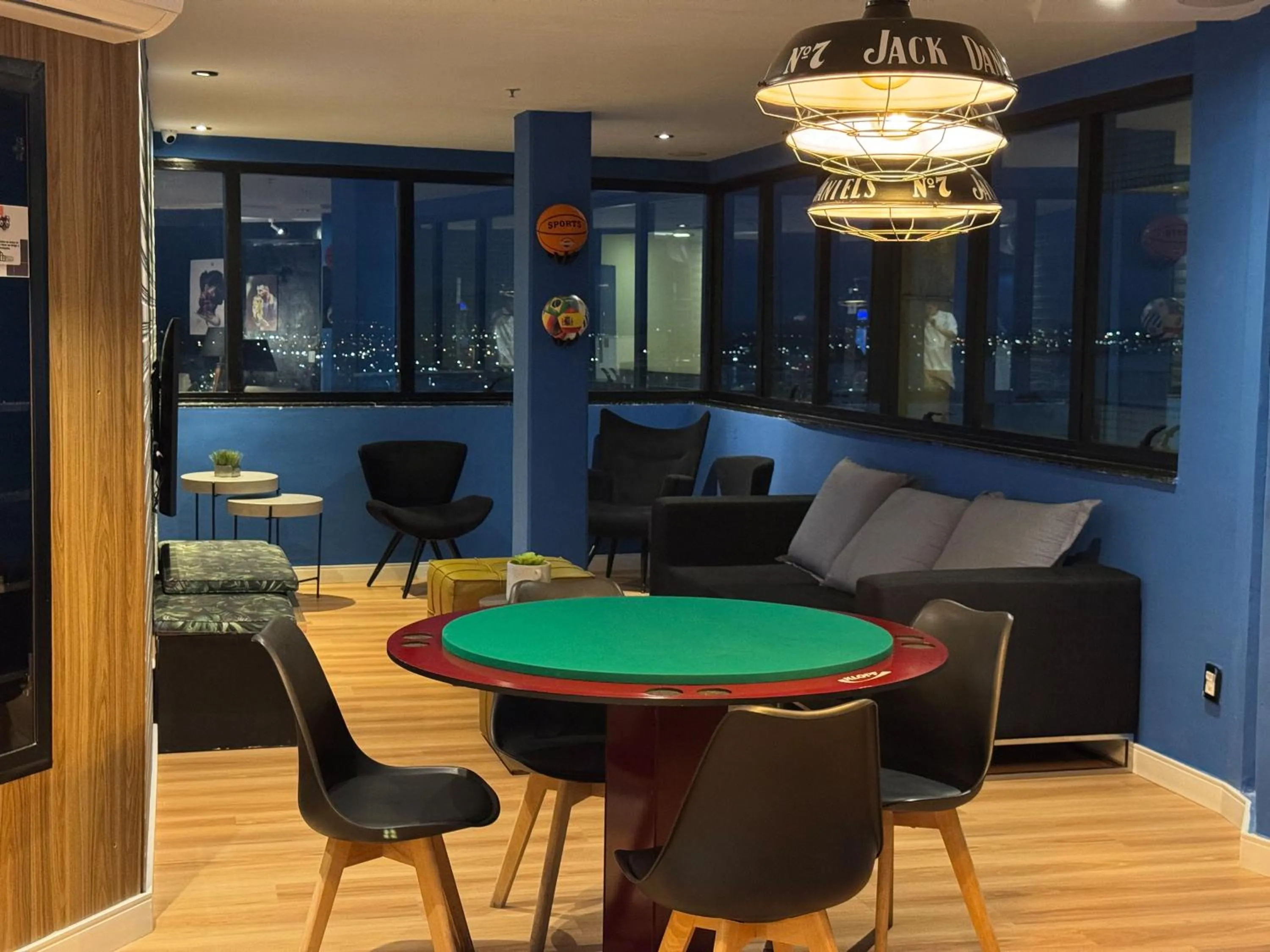 Game Room in Royal Urban Macaé Hotel