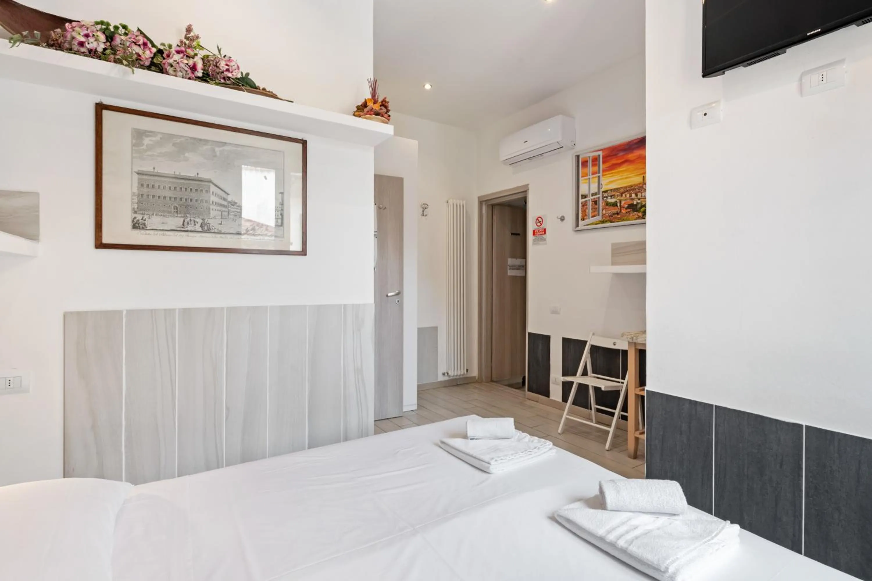 Bedroom, Bed in Guest House Biffi Simone