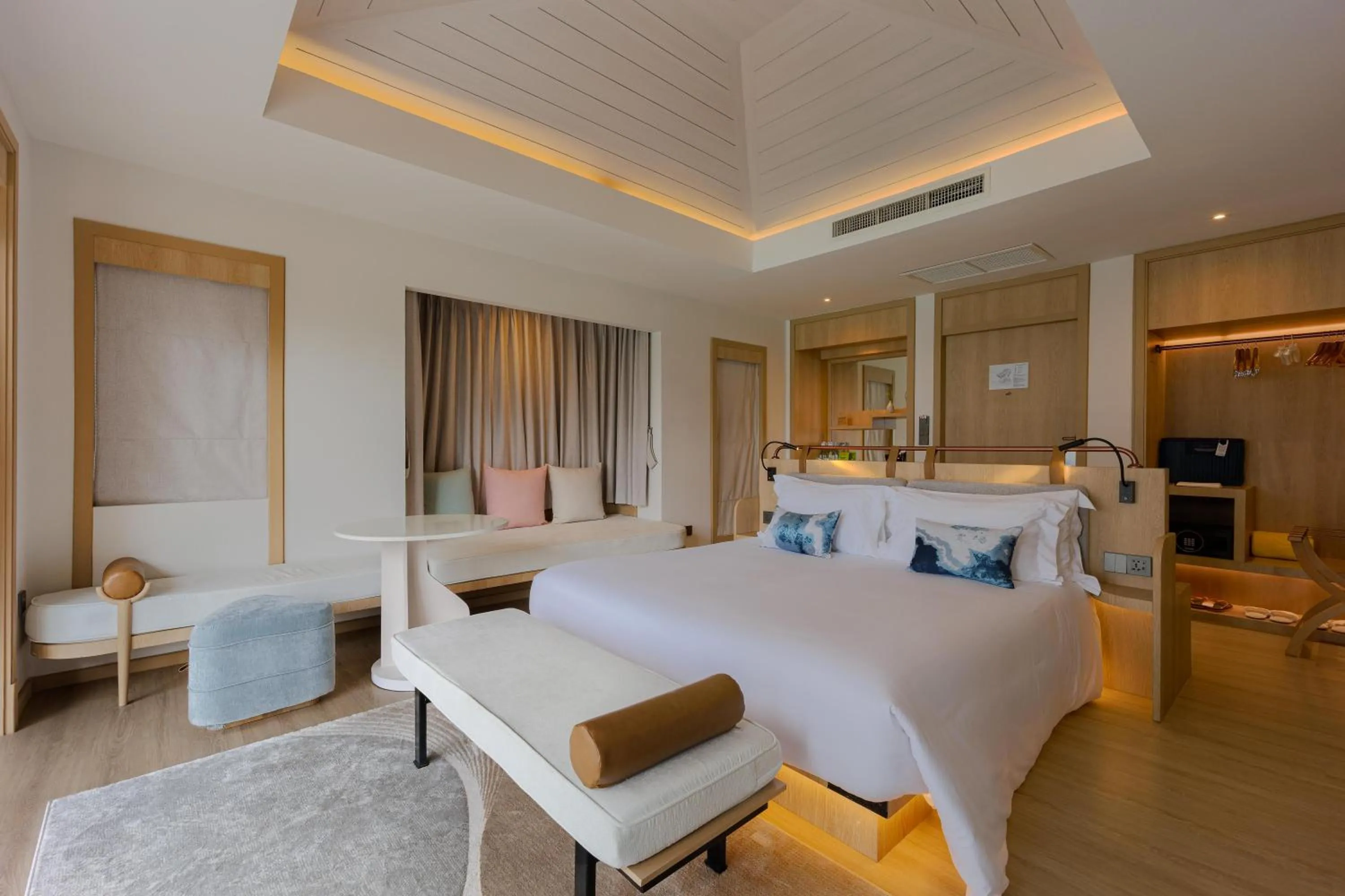 Living room, Bed in Centara Villas Phi Phi Island