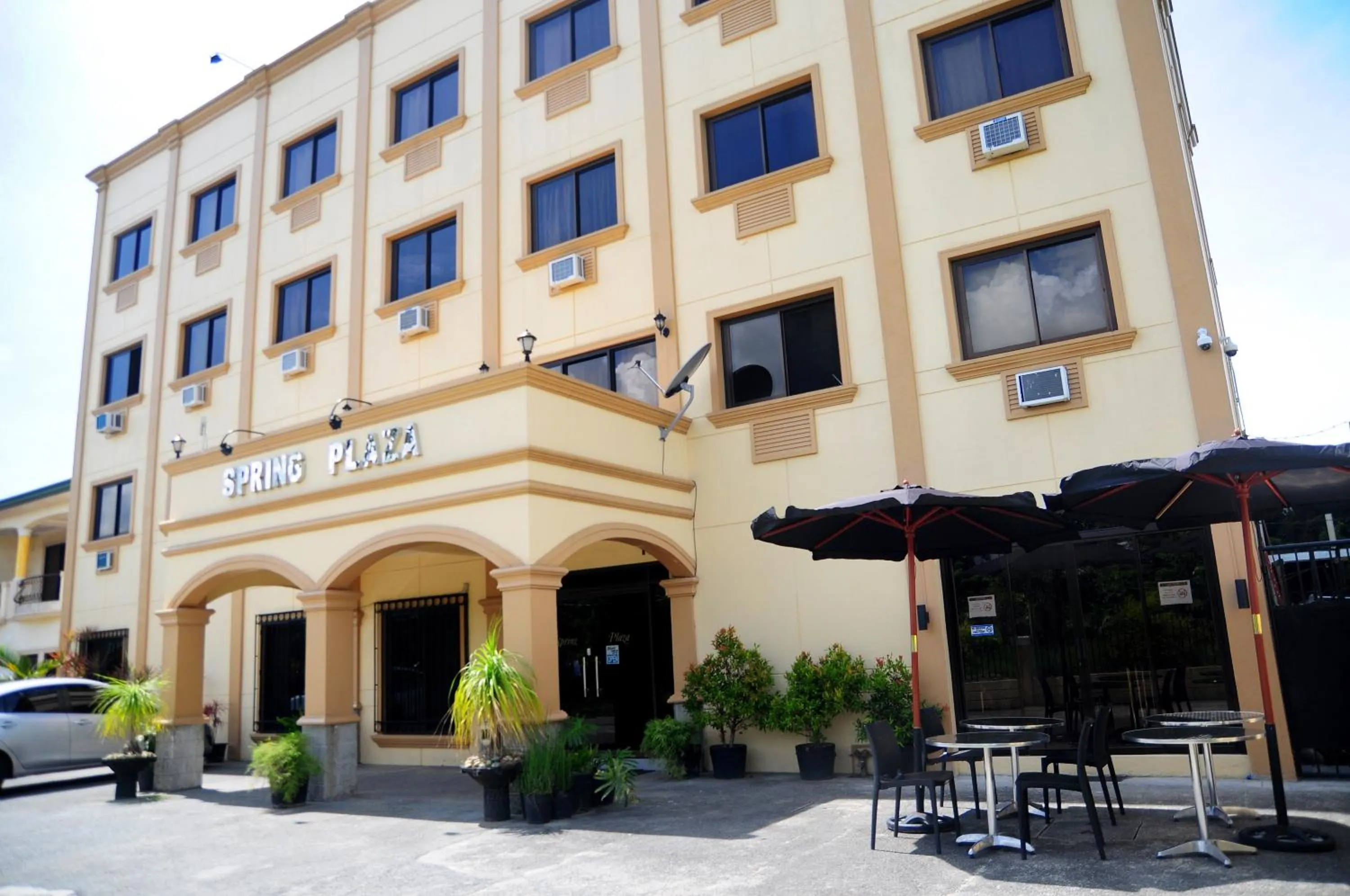 Property building in Spring Plaza Hotel