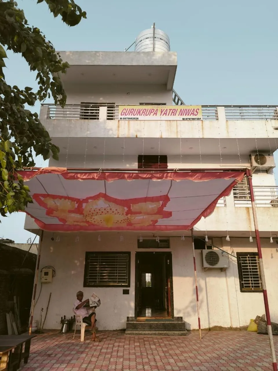 Gurukrupa Yatri Niwas