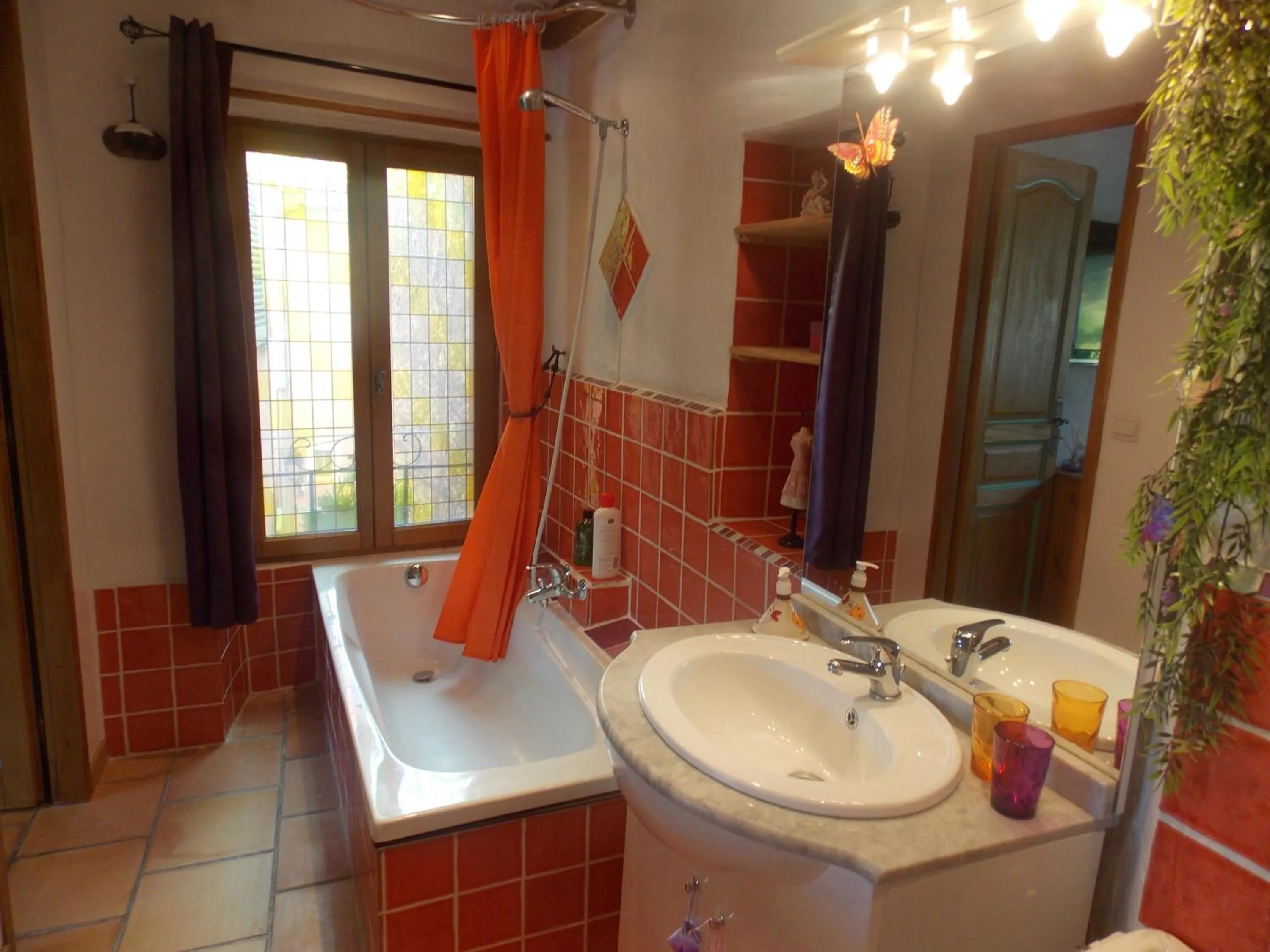 Bathroom in La Maison Du Bonheur