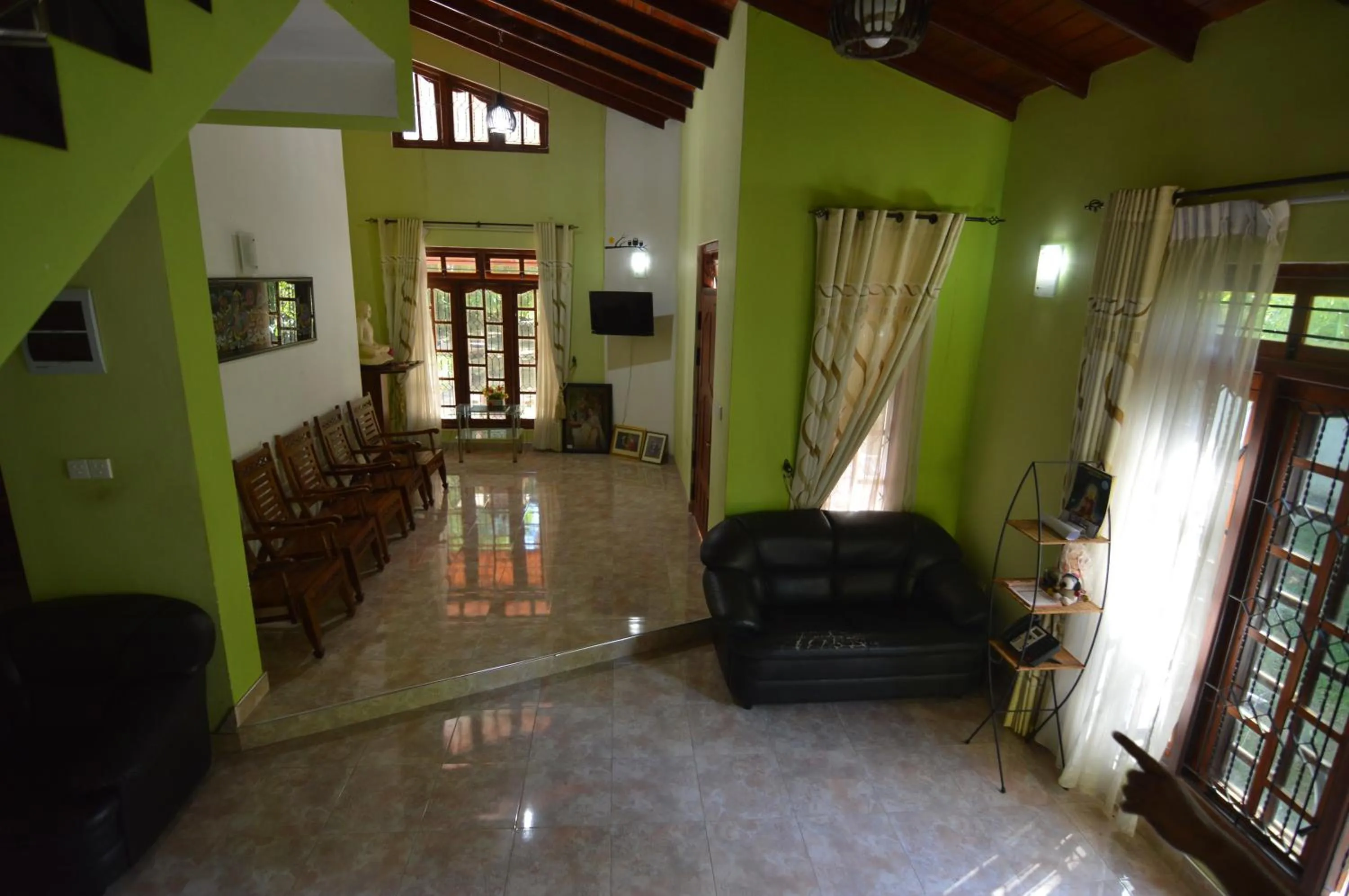 TV and multimedia in Binara Home Stay
