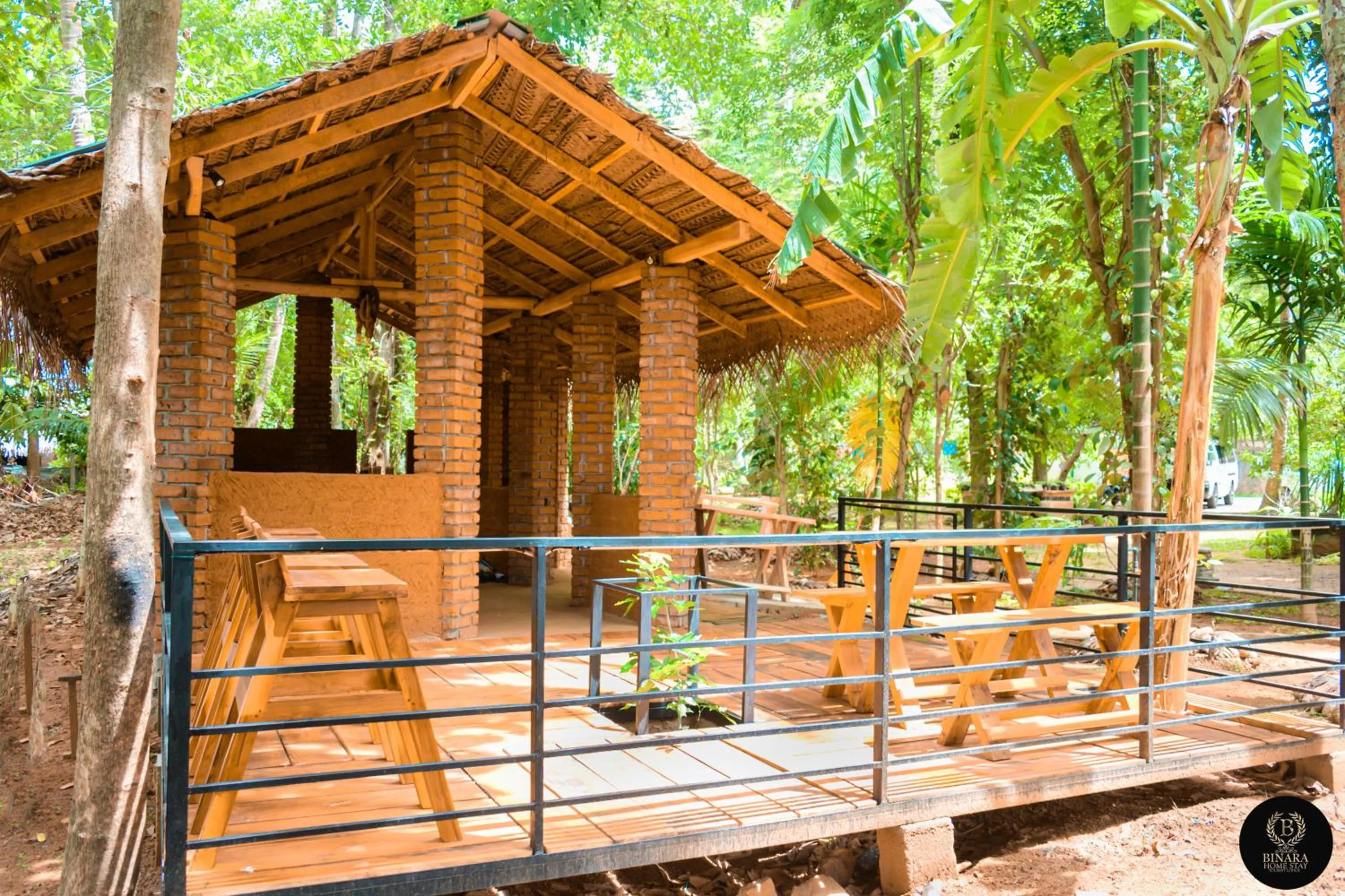 Restaurant/places to eat in Binara Home Stay