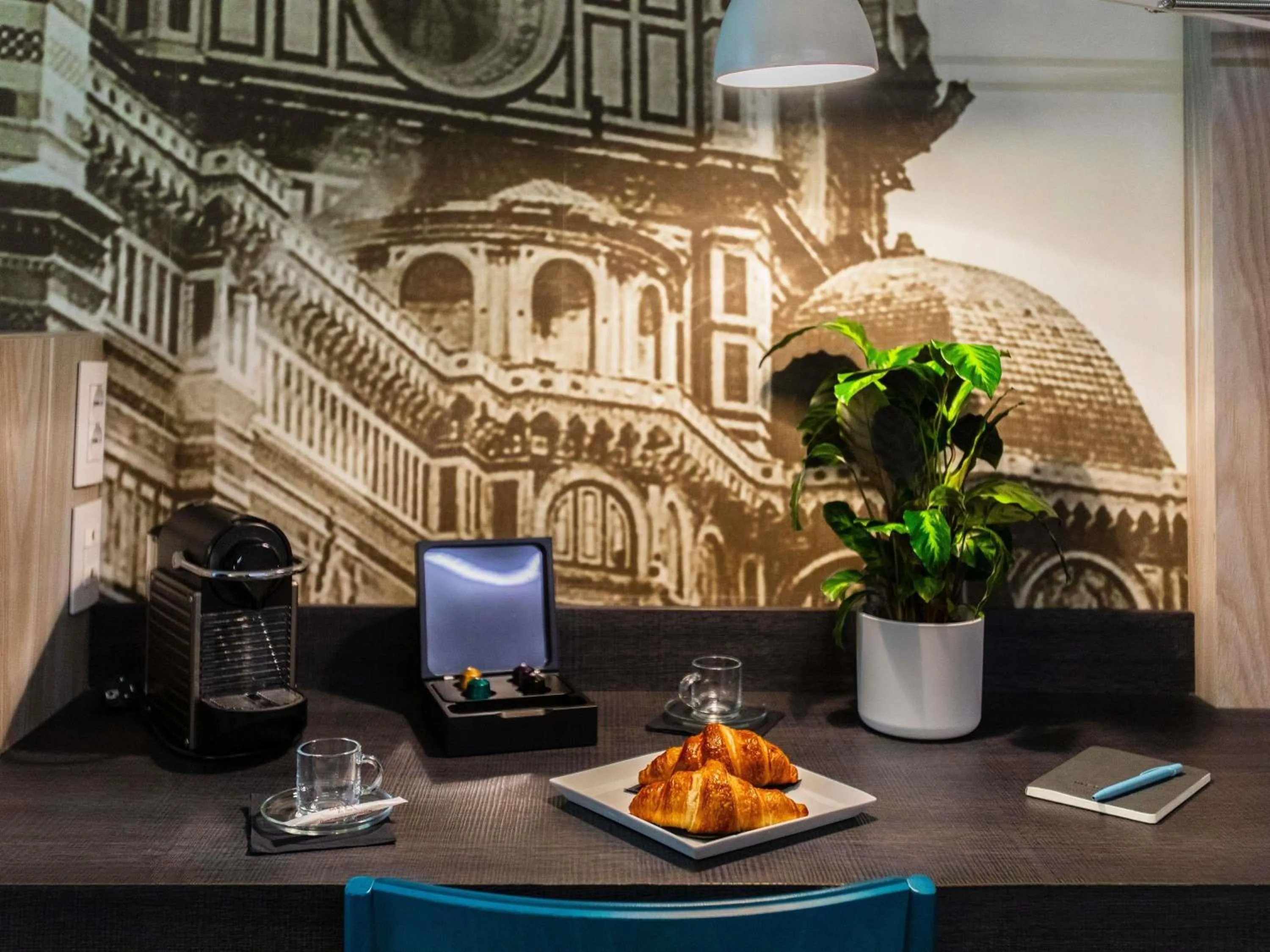 Property building in Mercure Firenze Centro