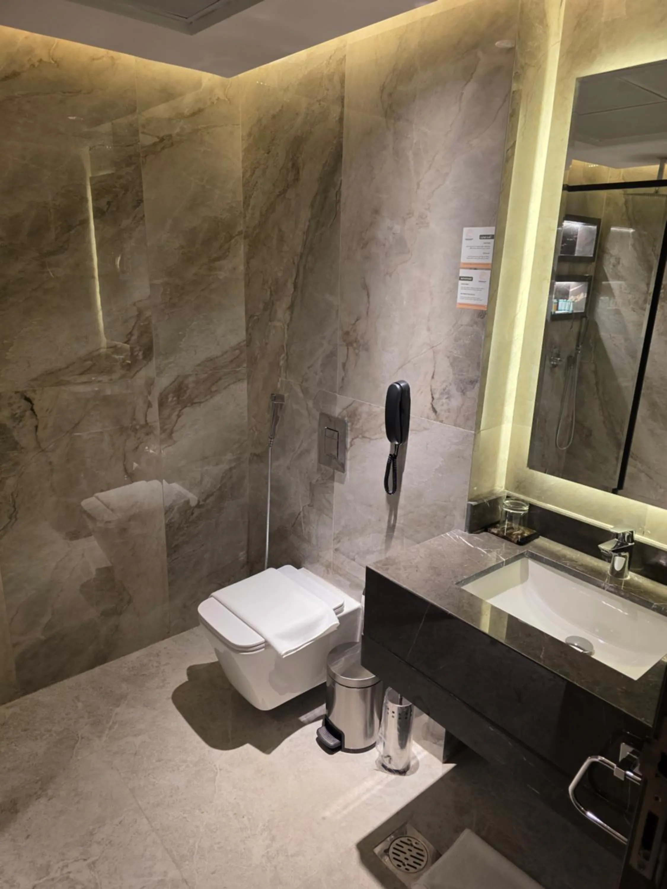 Bathroom in Sedra Global Hotel, Madinah