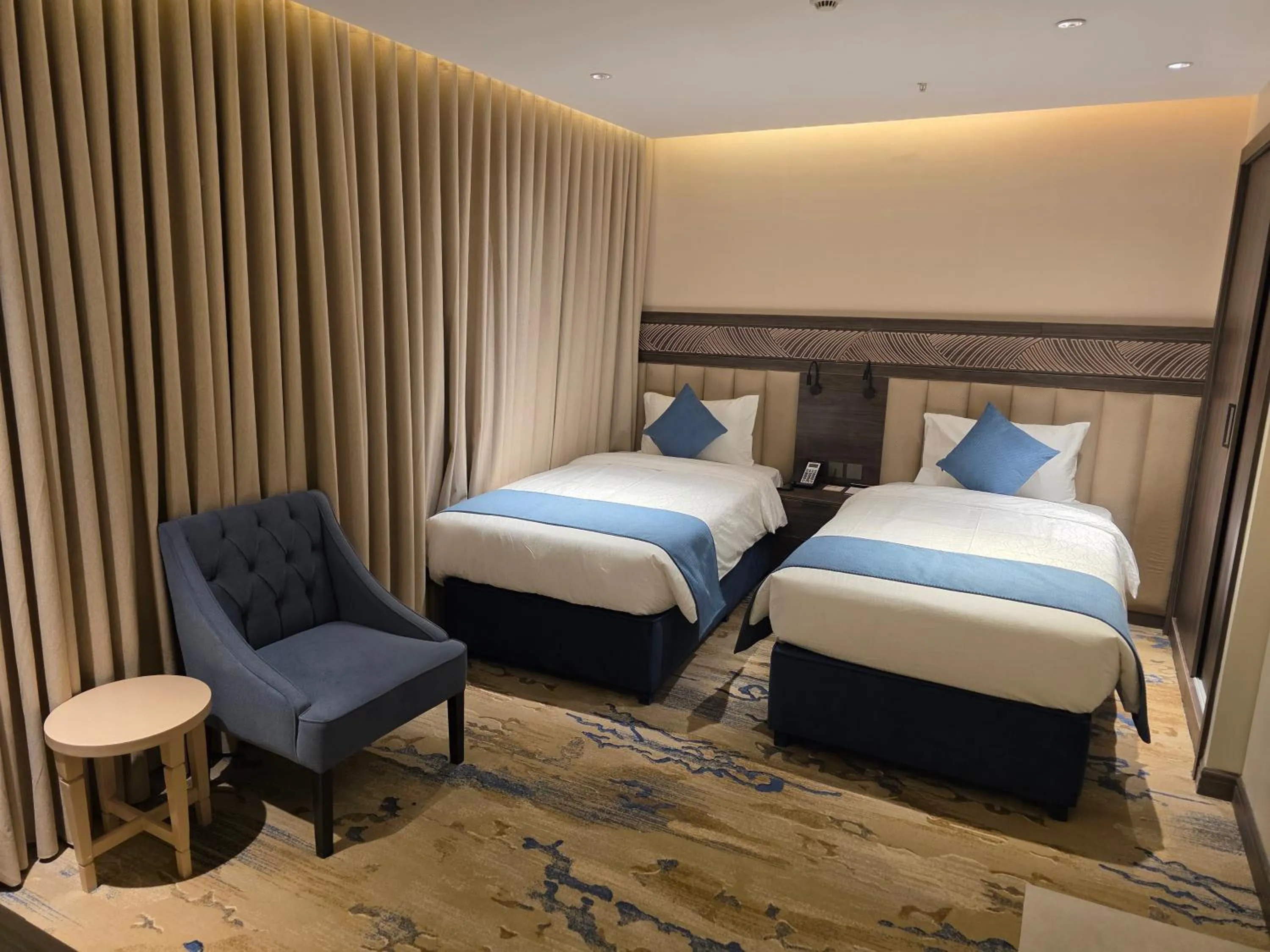 Bedroom, Bed in Sedra Global Hotel, Madinah