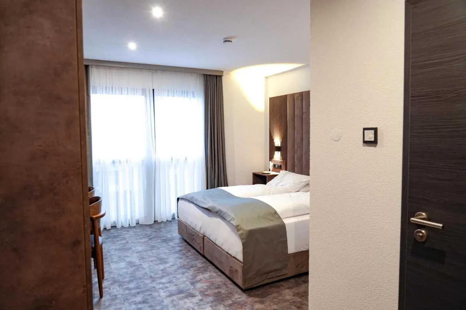 Queen Room - single occupancy - Disability Access in JG Hotel Antoniergasse Queen Room - single occupancy - Disability Access in JG Hotel Antoniergasse