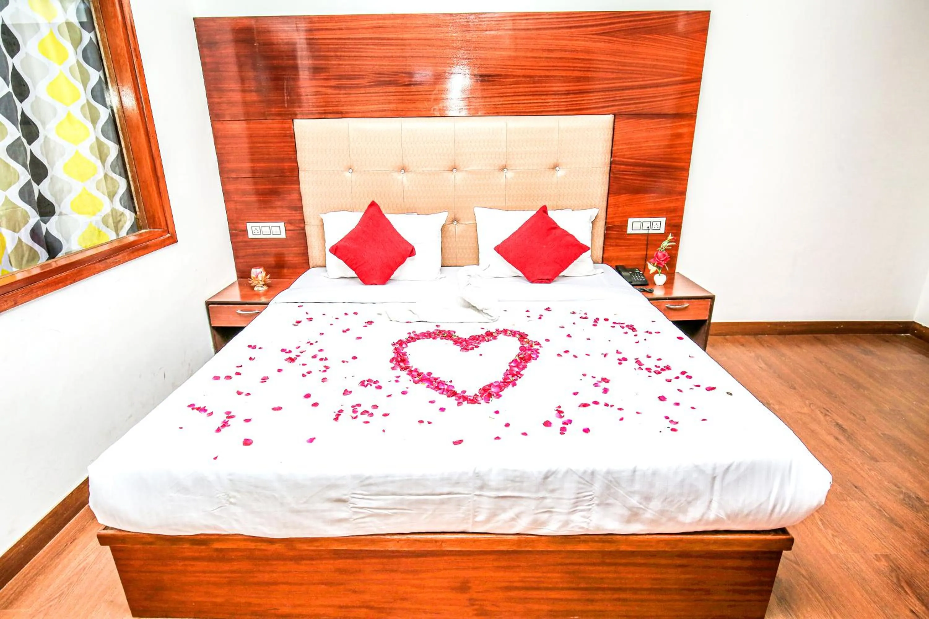 Bed in Smart Signature Hotel