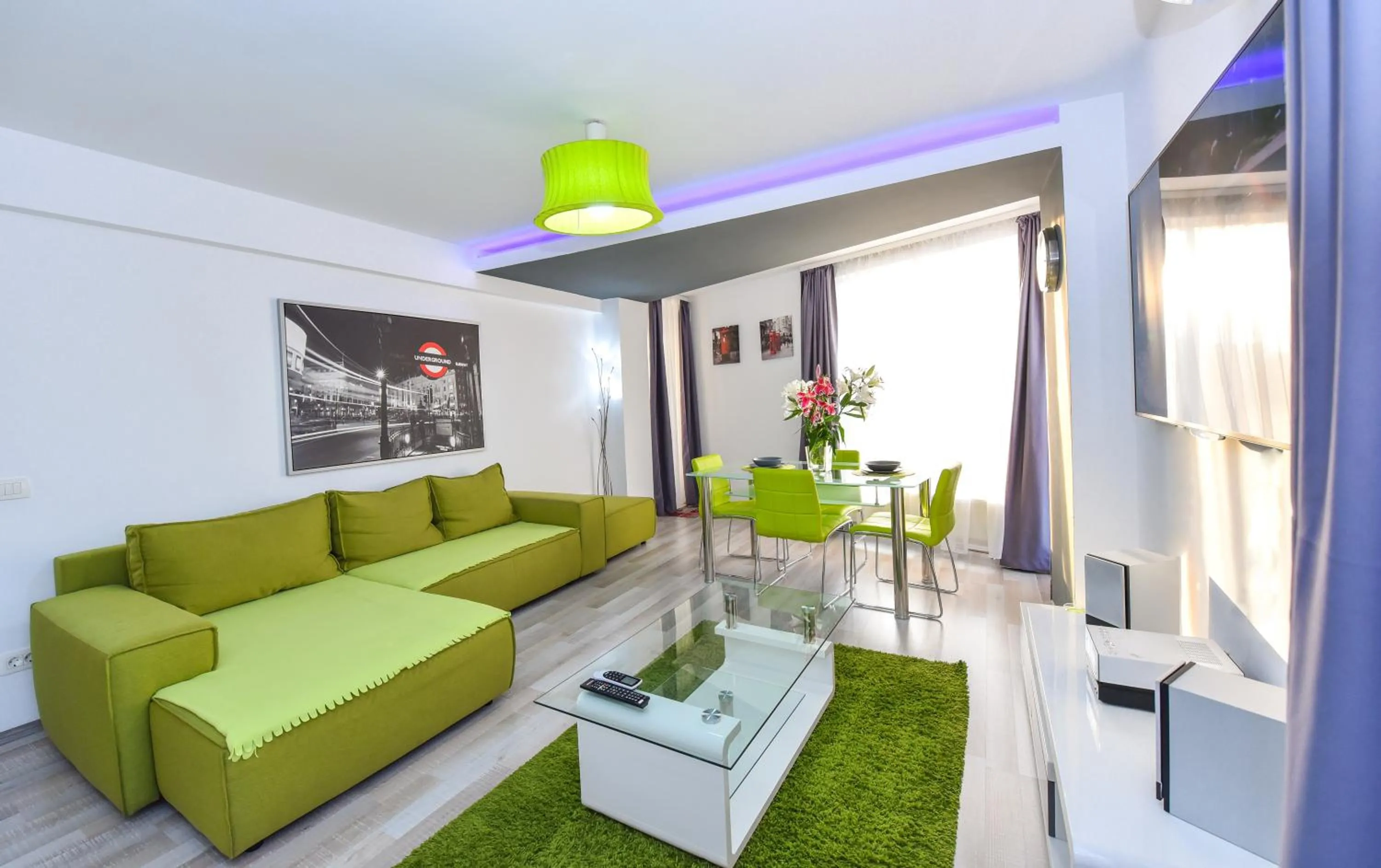Apartment with Terrace in City Center Suite With Terrace