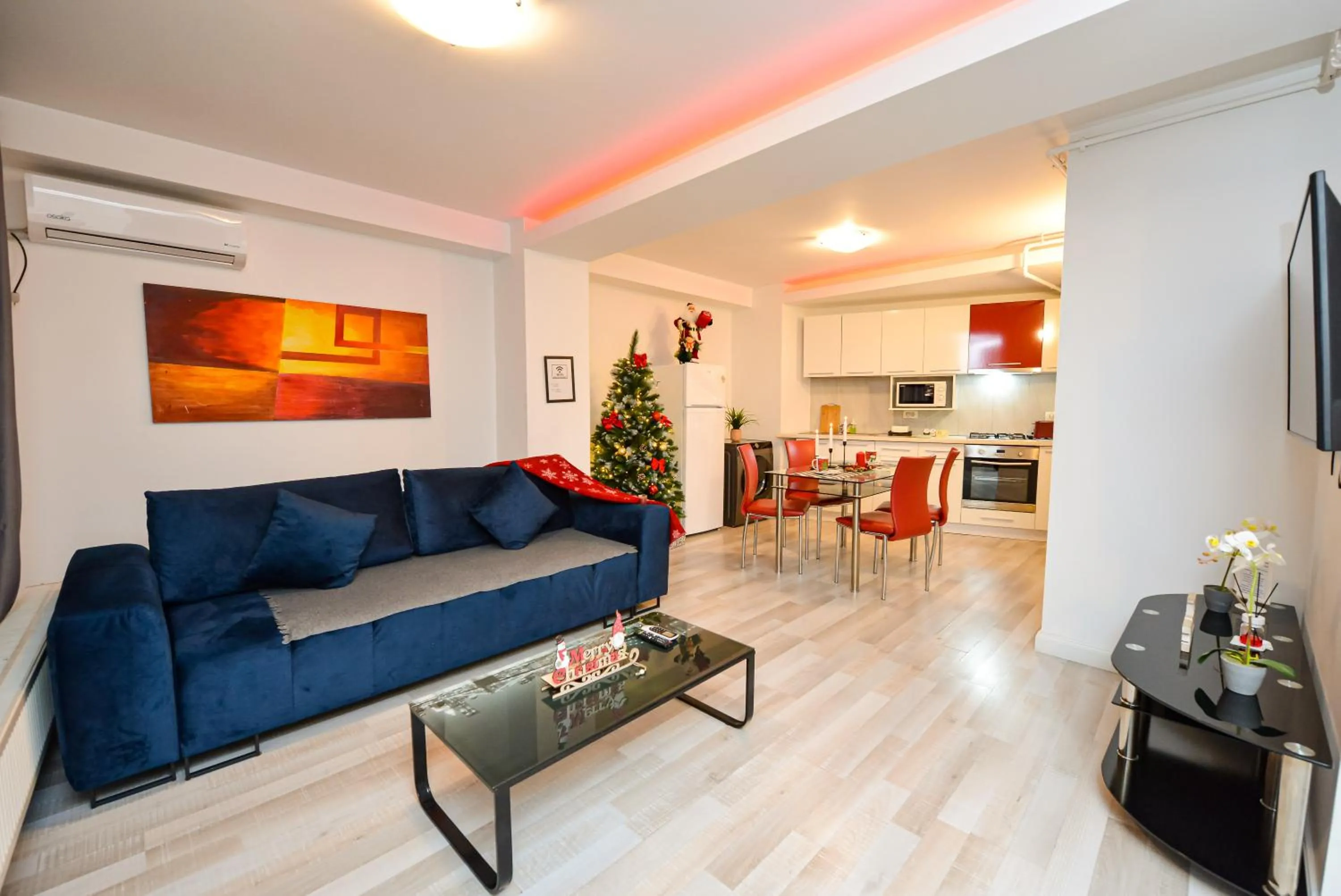 Deluxe Apartment in City Center Suite With Terrace