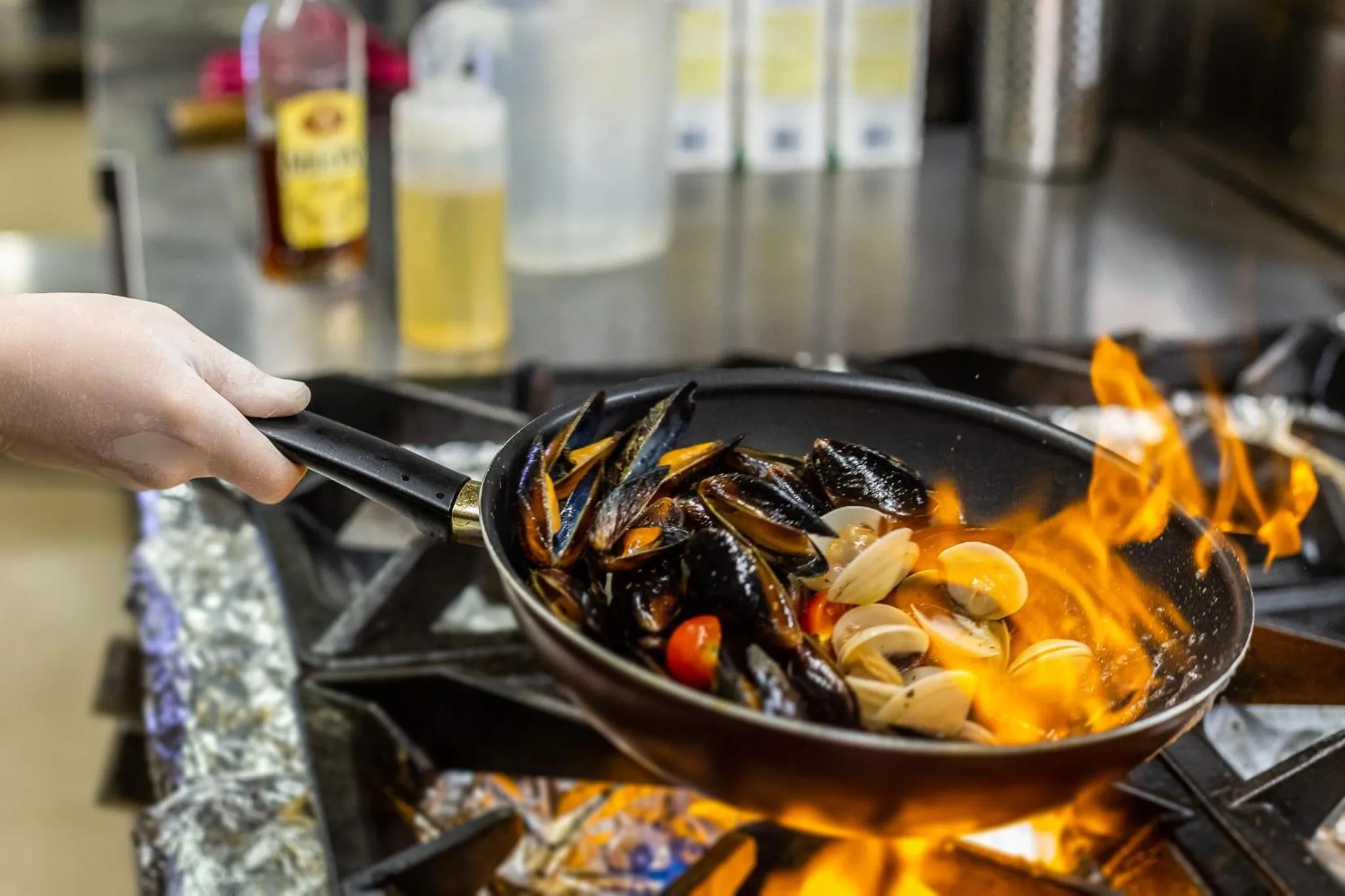 Food and drinks in Hotel Sulina International