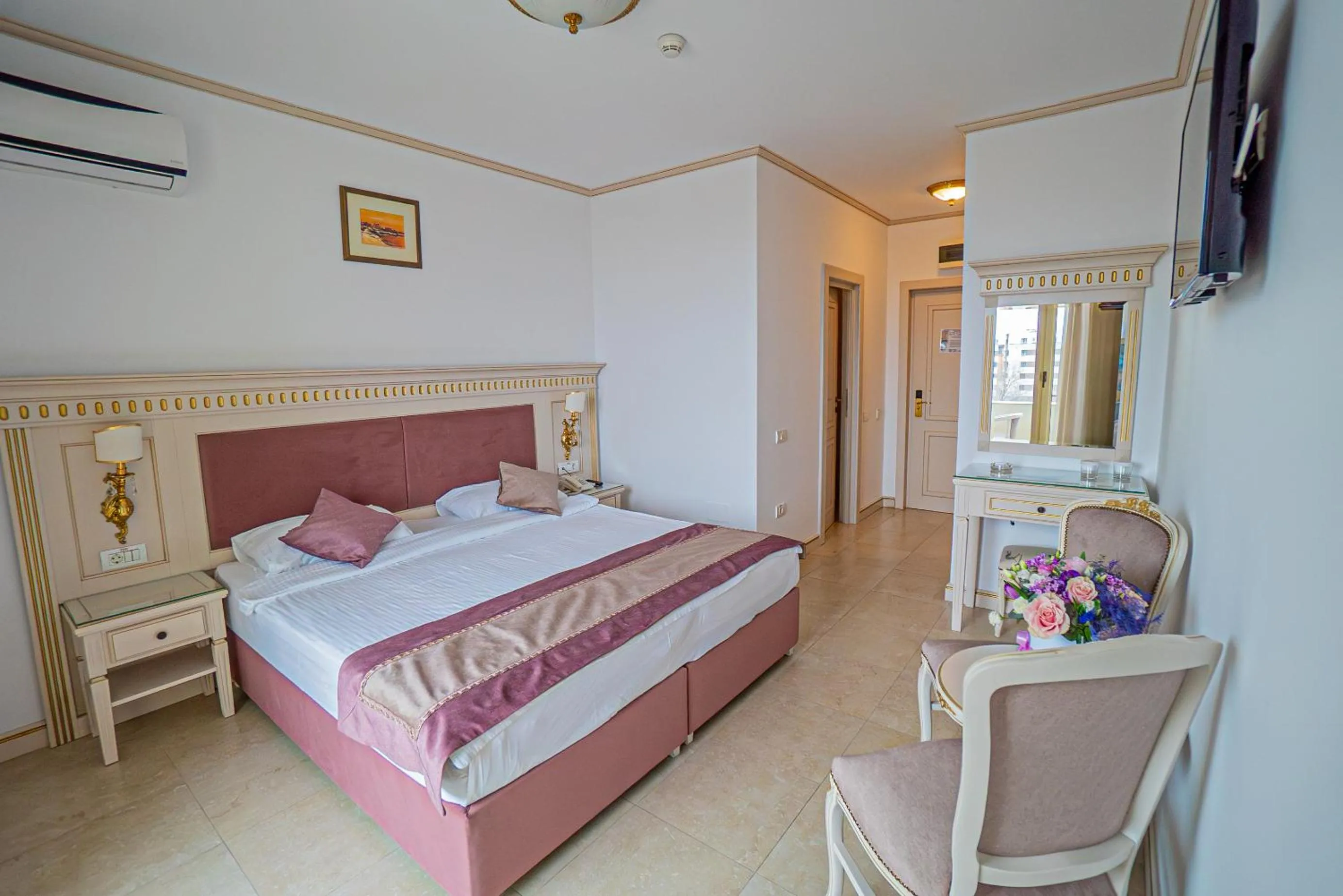 TV and multimedia, Bed in Hotel Sulina International