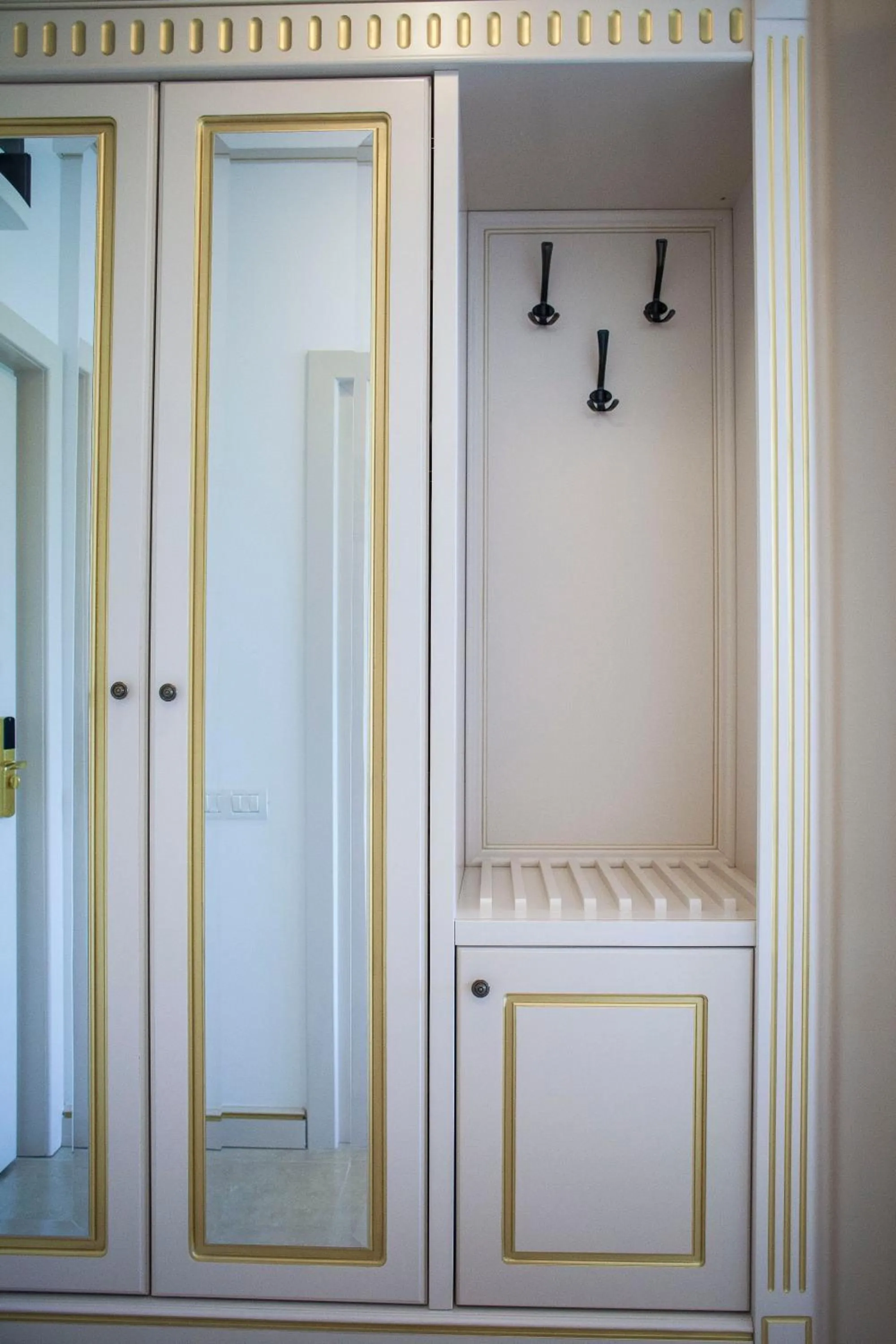 Decorative detail in Hotel Sulina International