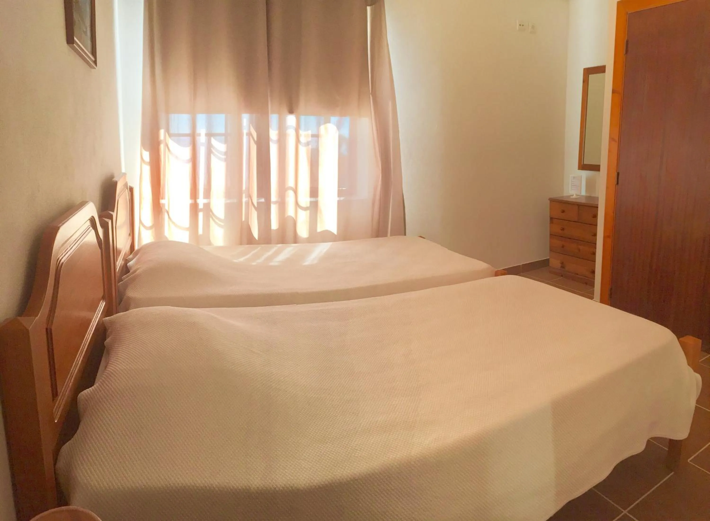 Property building in Residencias Varadouro