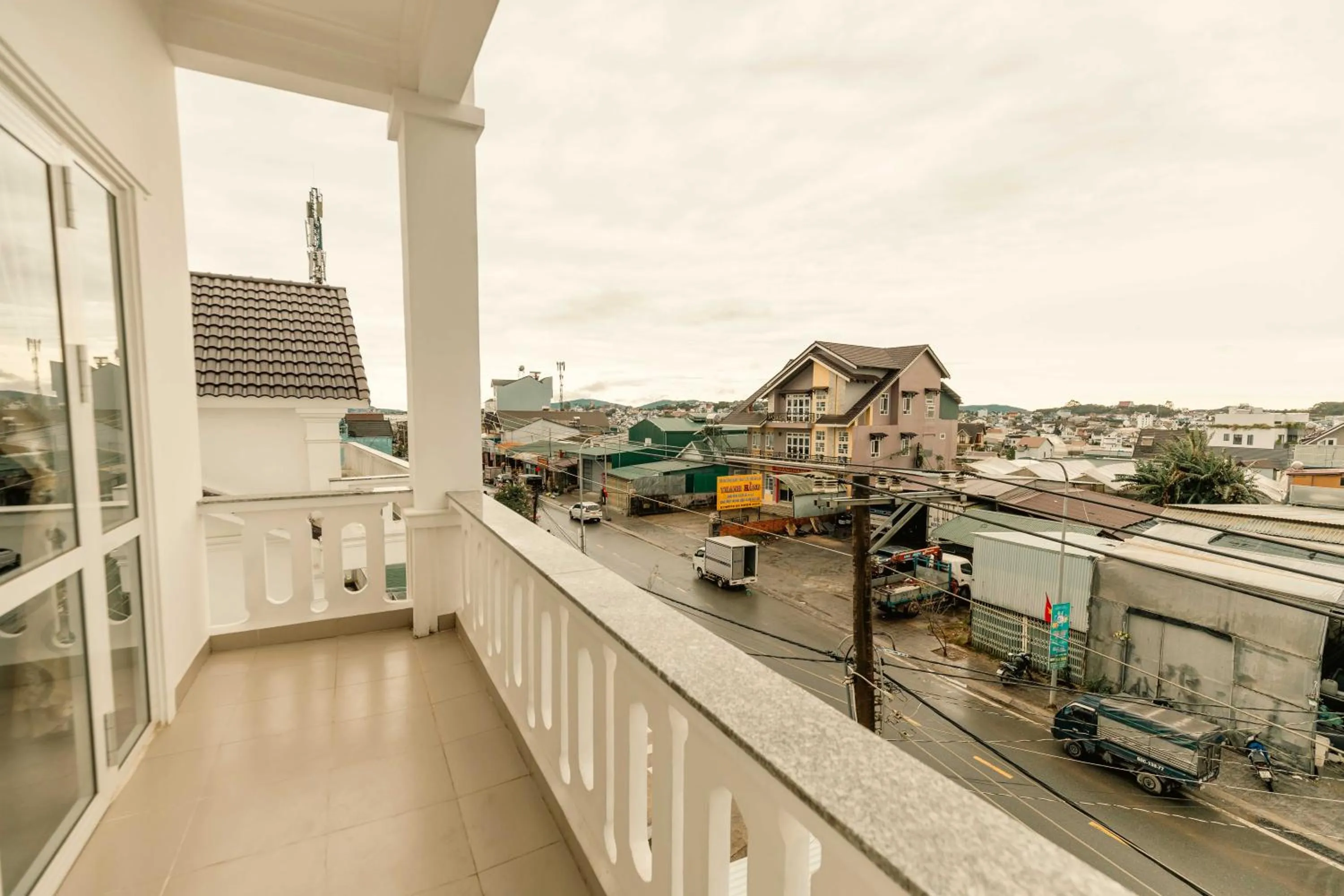 Neighbourhood in Lê Mùi Hotel - Apartment