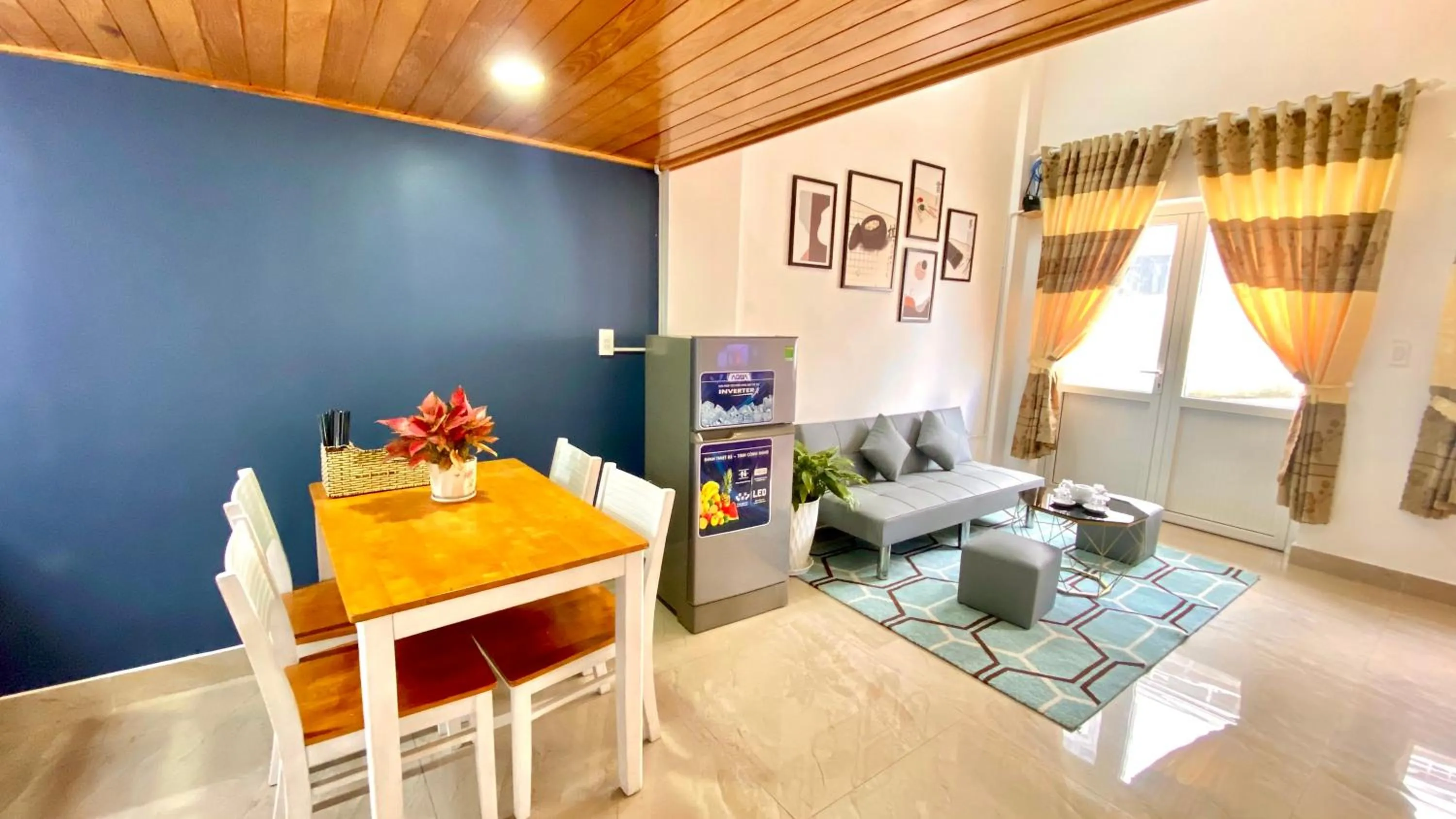 Living room in Lê Mùi Hotel - Apartment