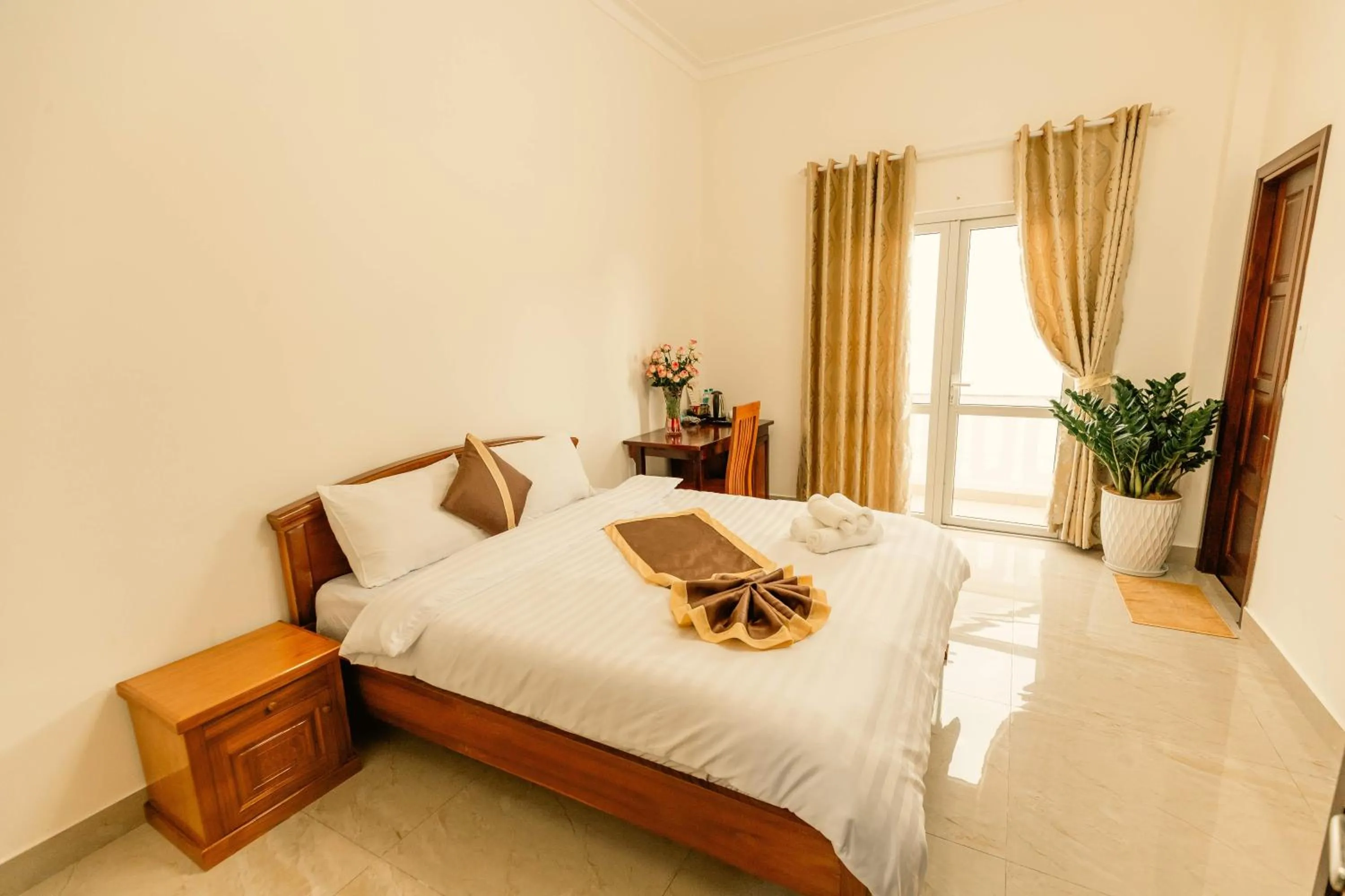 Bed in Lê Mùi Hotel - Apartment