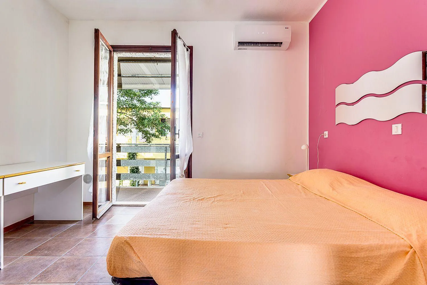 Bedroom, Bed in Residence Blu Marlin Natural free beach
