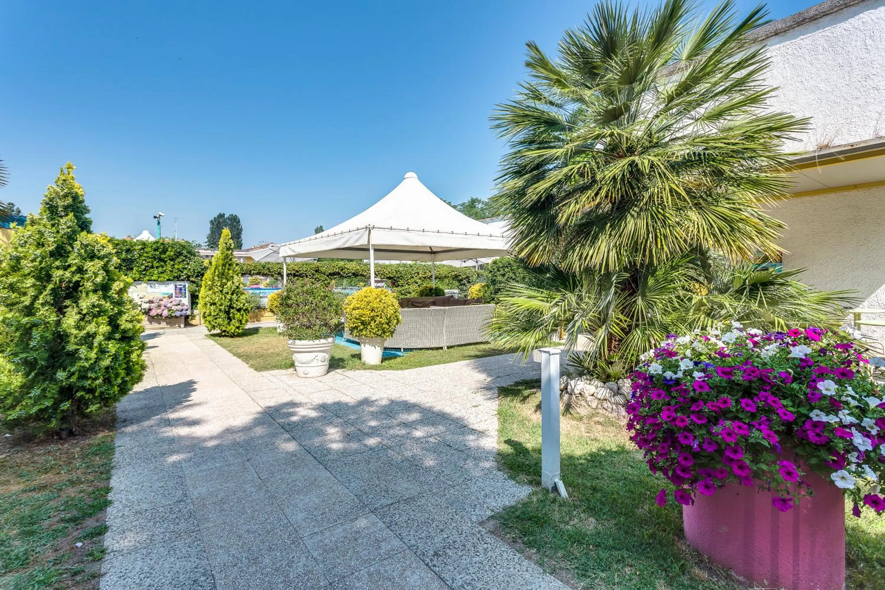 Property building in Residence Blu Marlin Natural free beach
