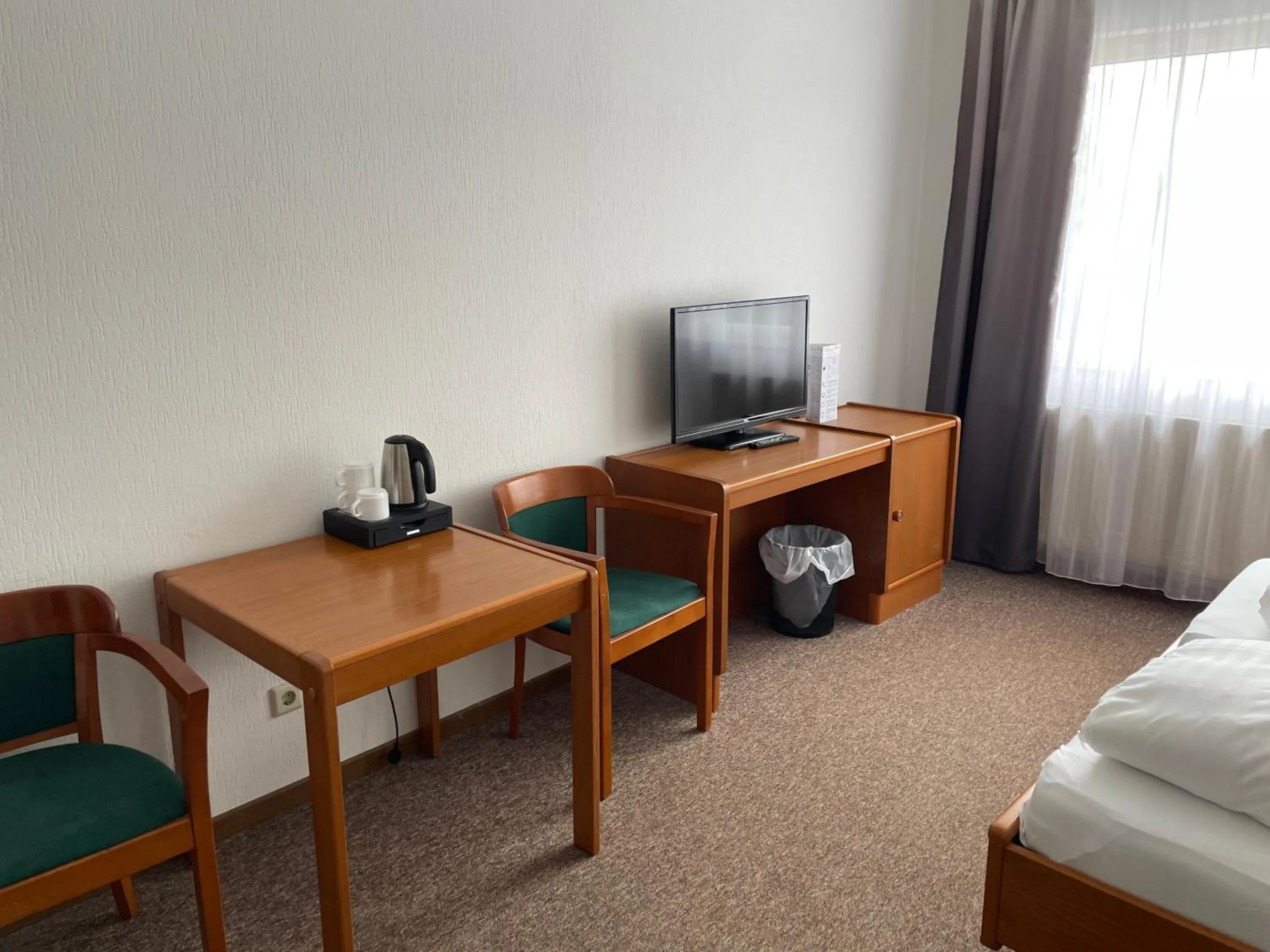 Bed in Hotel Restaurant Mirena