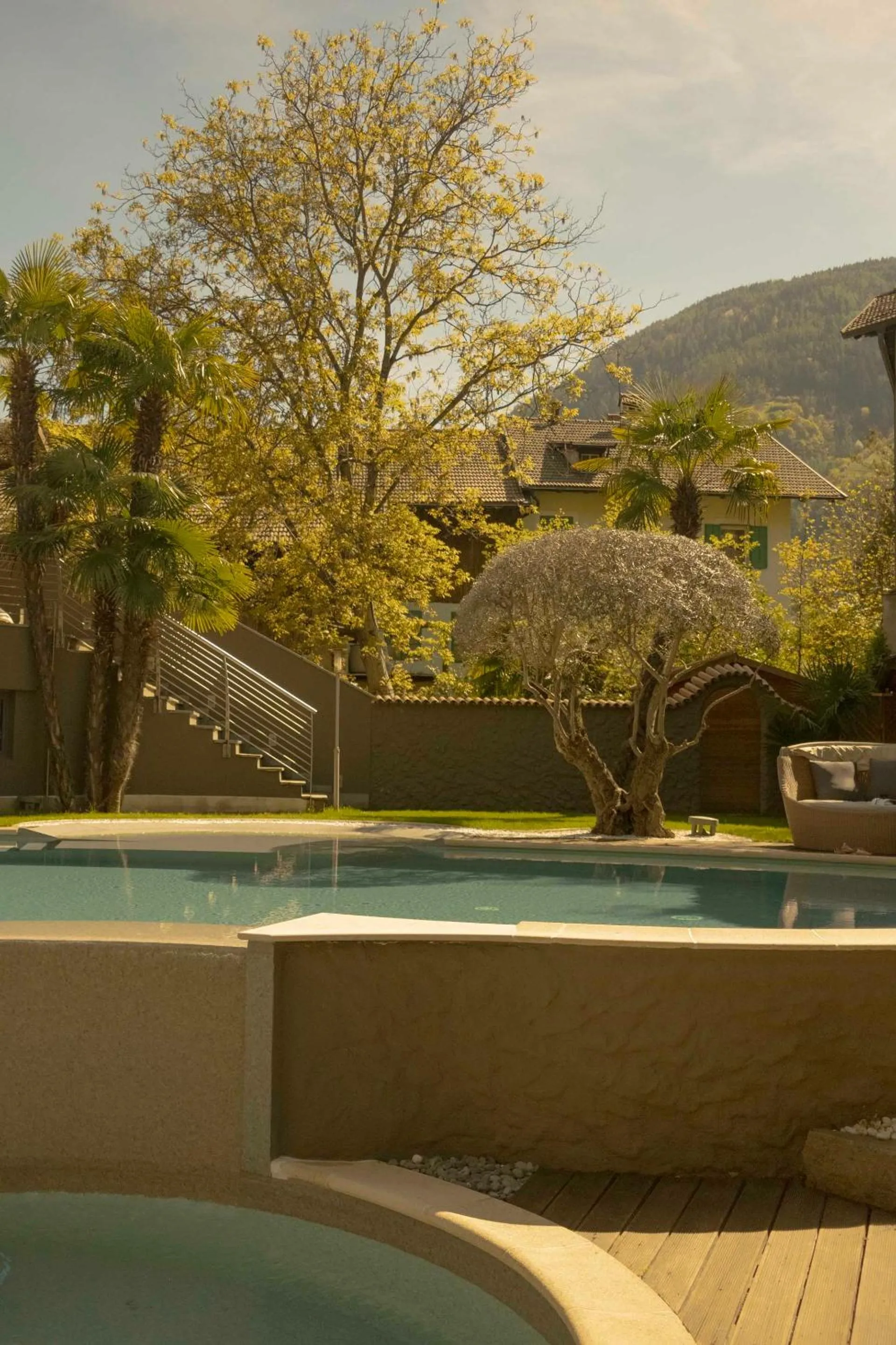 Pool view in Hotel Mühlbacherhof