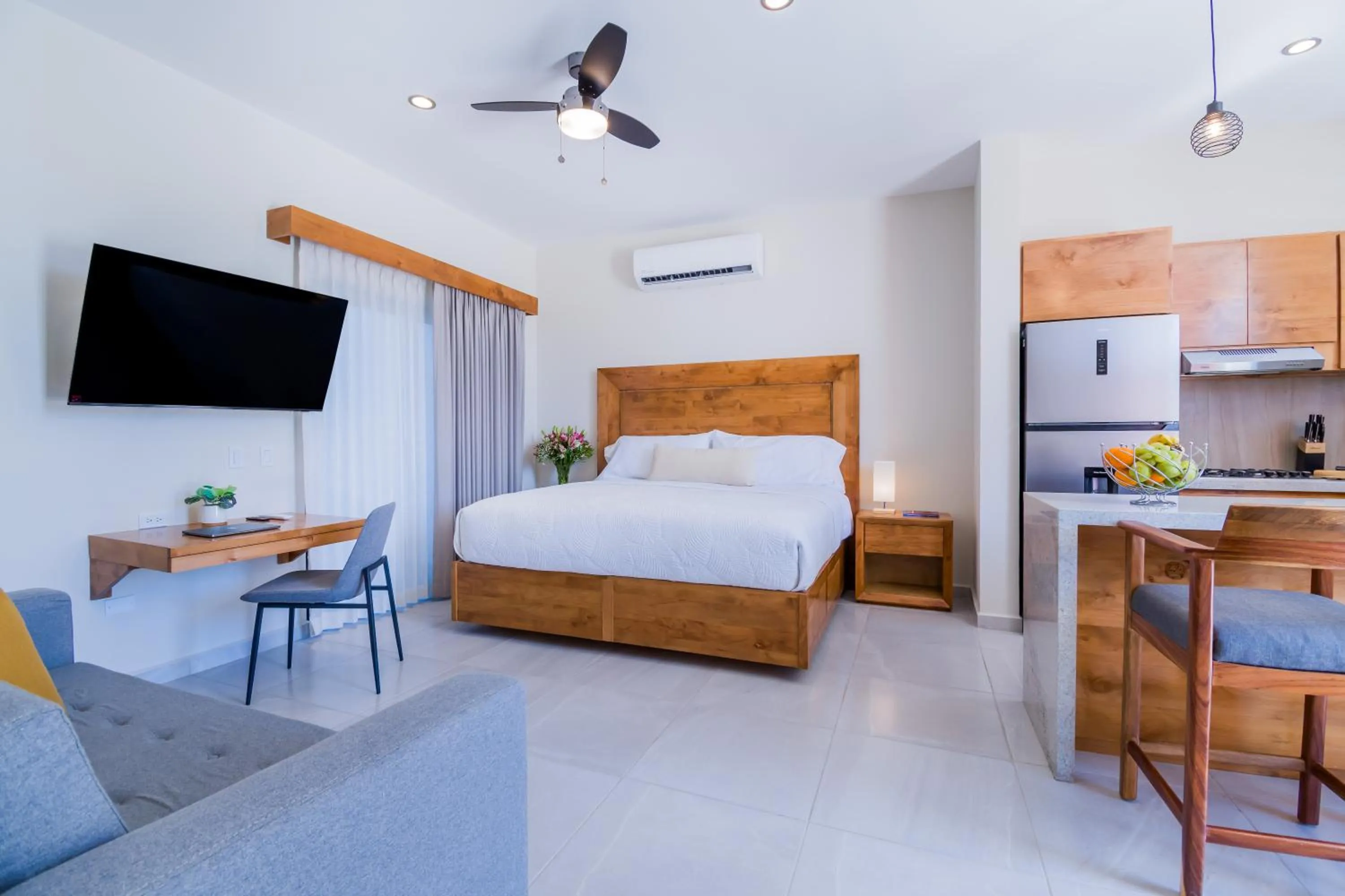 Photo of the whole room, Bed in Josefa Suites