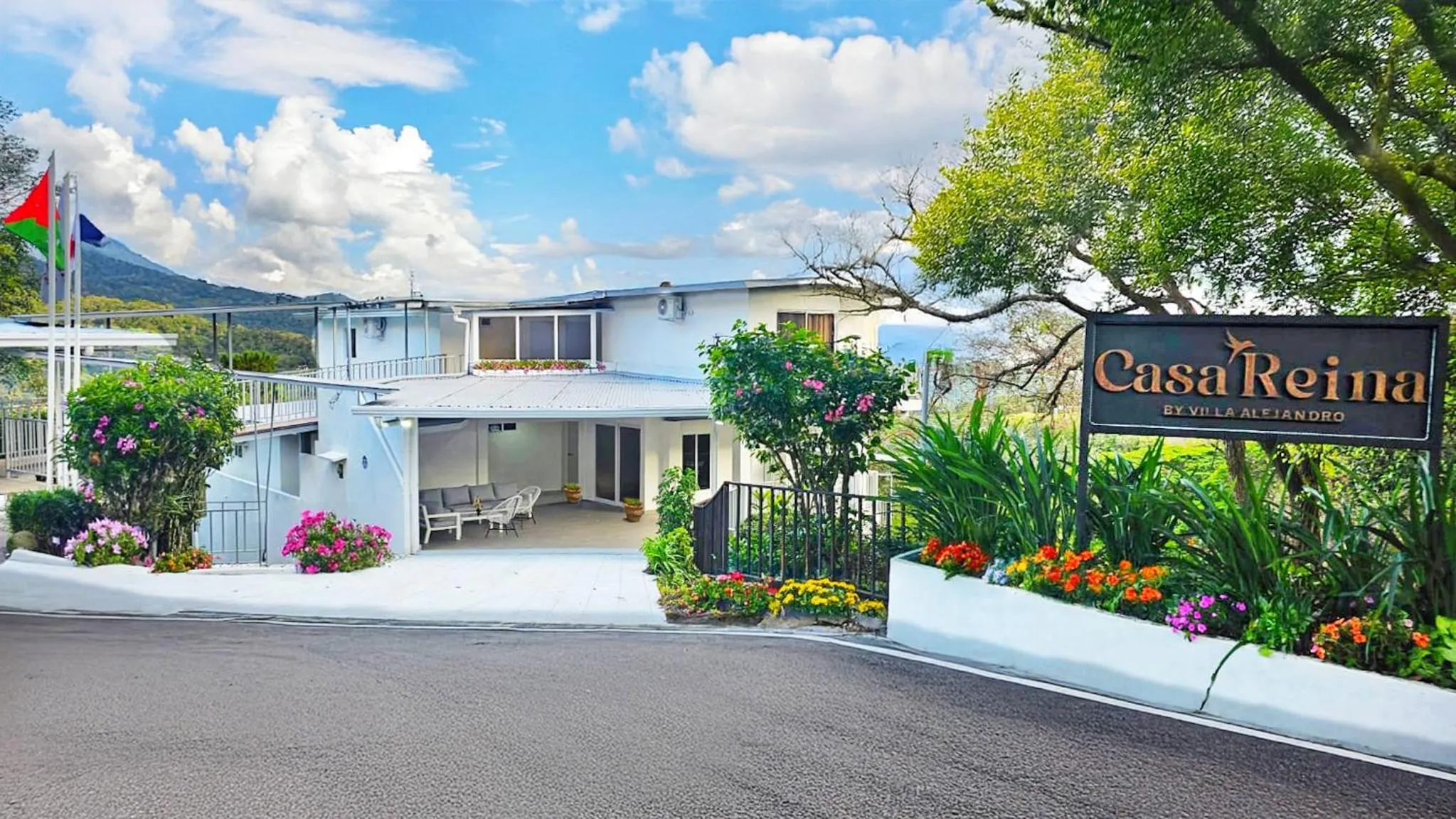 Property building in Casa Reina by Villa Alejandro