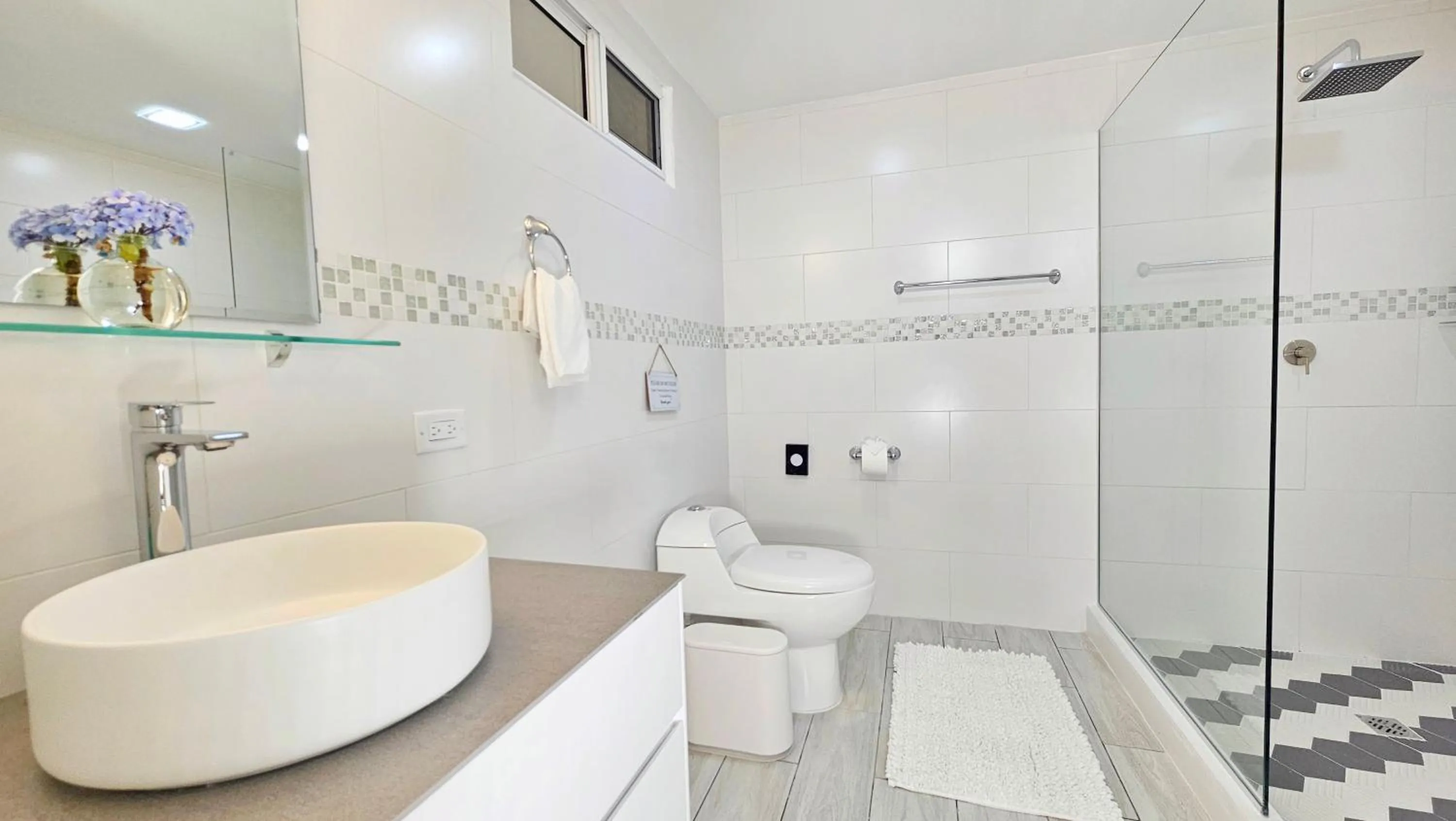 Shower in Casa Reina by Villa Alejandro