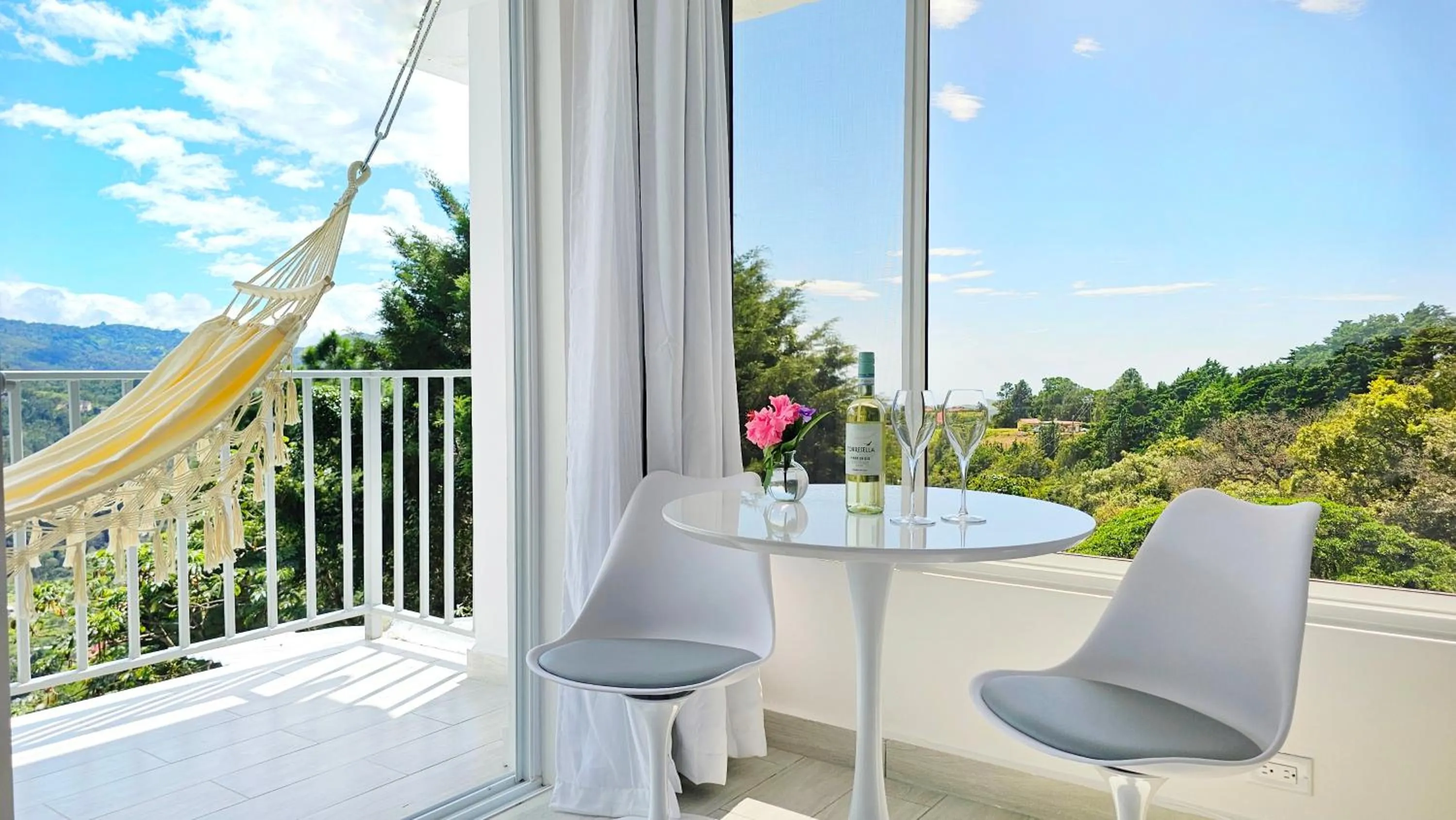 Natural landscape in Casa Reina by Villa Alejandro