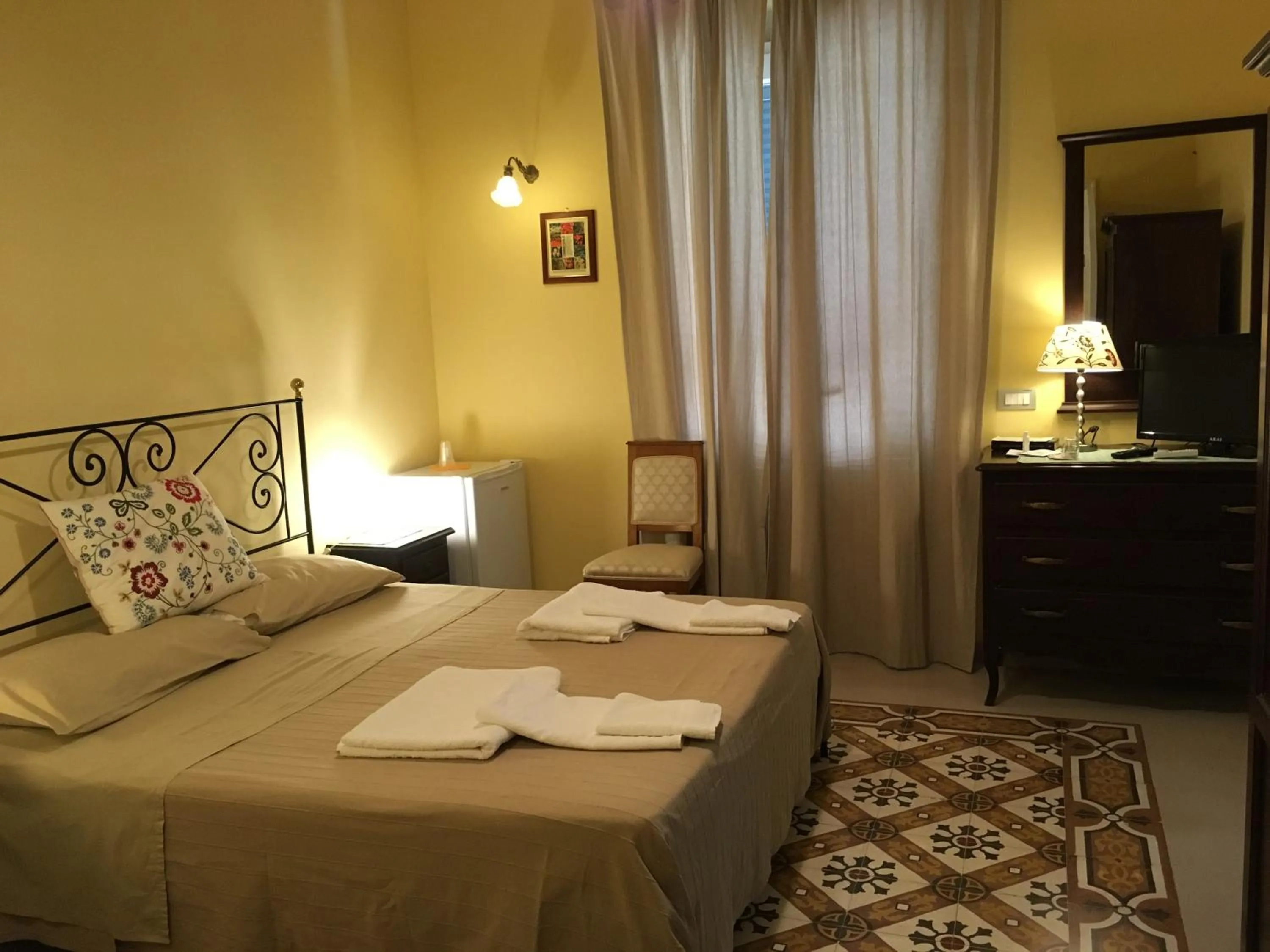 Photo of the whole room, Bed in Corte dei Salentini