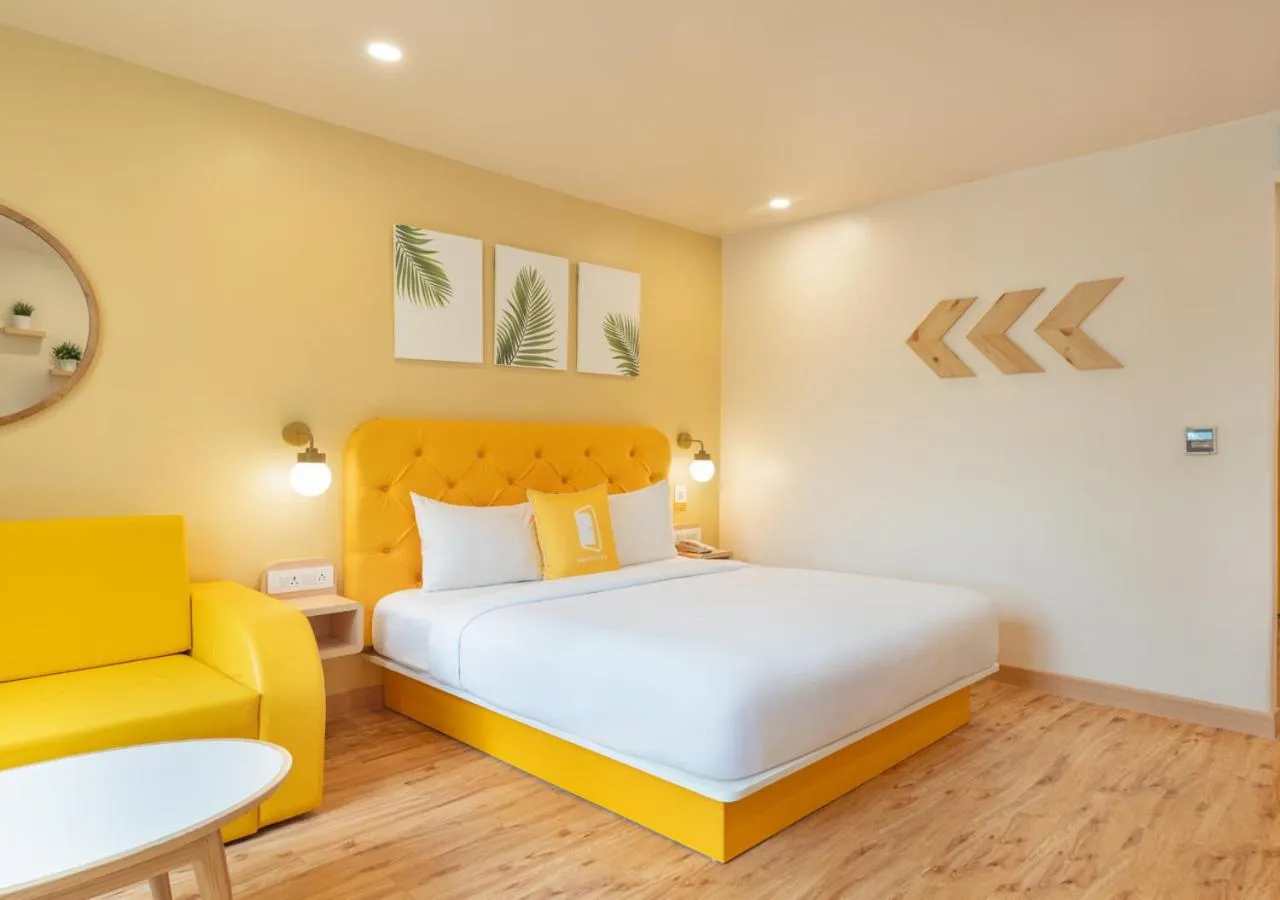 Bedroom, Bed in Bloom Hotel - DLF Road Gachibowli