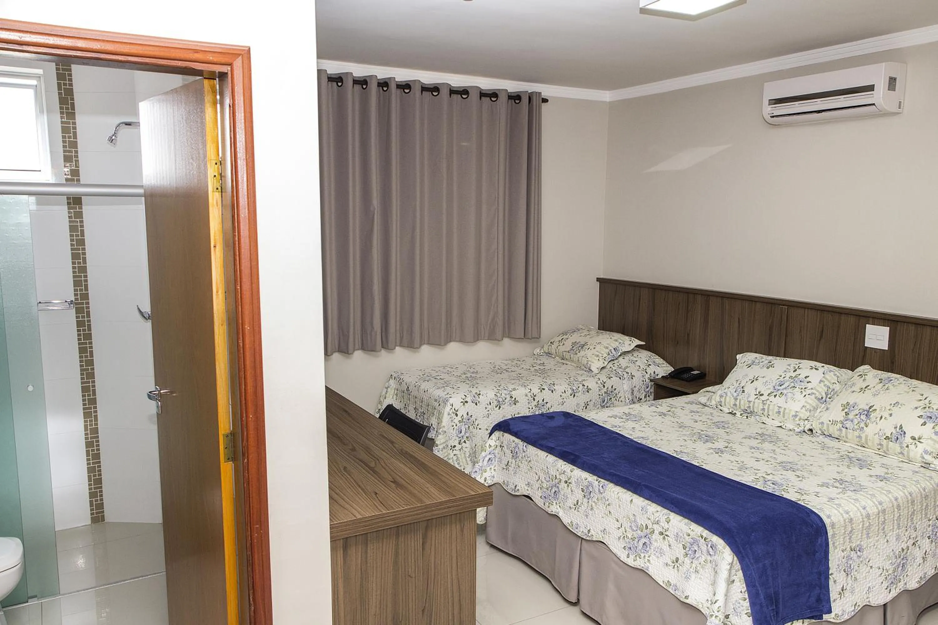 Photo of the whole room, Bed in JP Palace Hotel