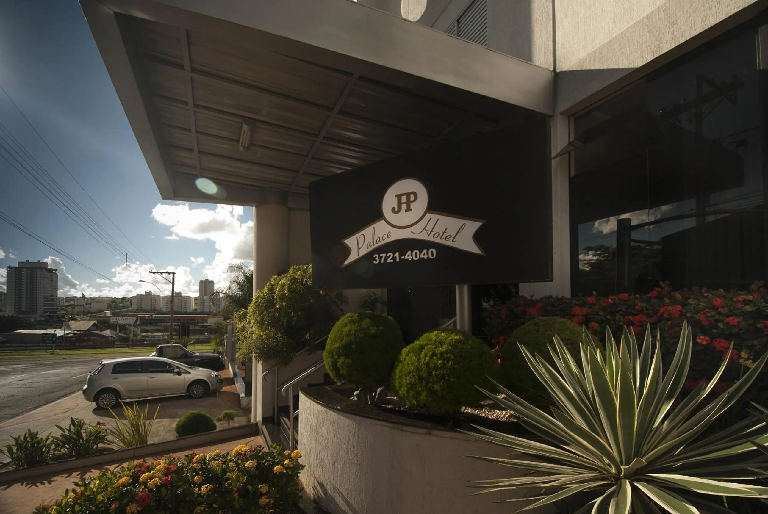 Facade/entrance in JP Palace Hotel