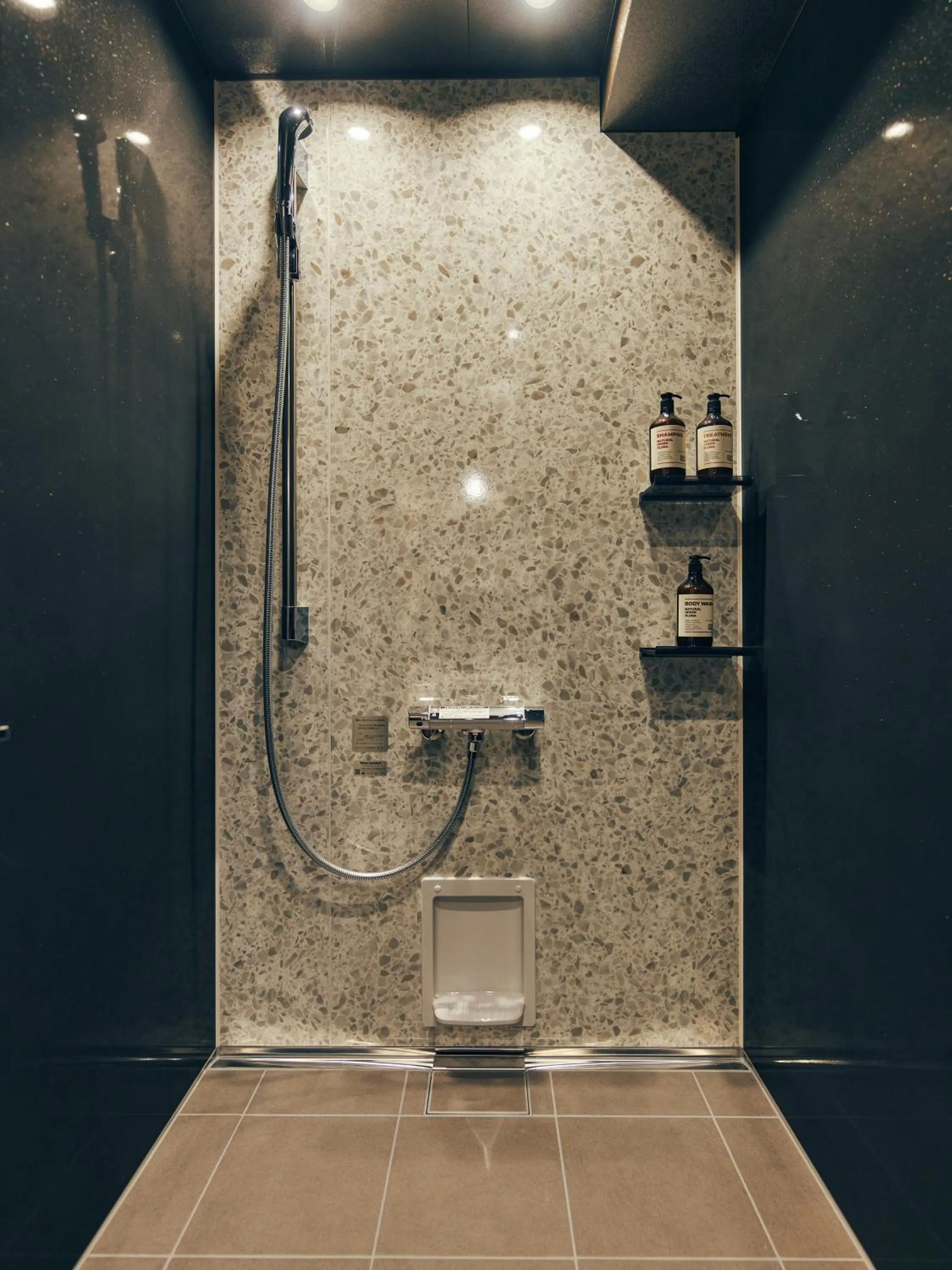 Shower in STITCH HOTEL Kyoto