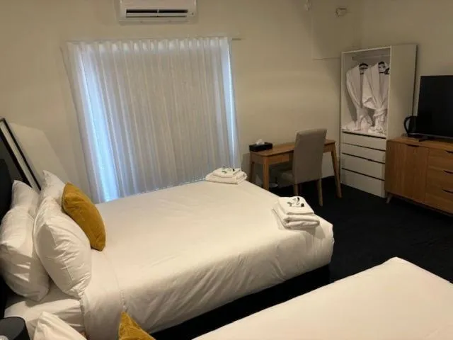 Bed in Riverwood Hotel - Adults Only