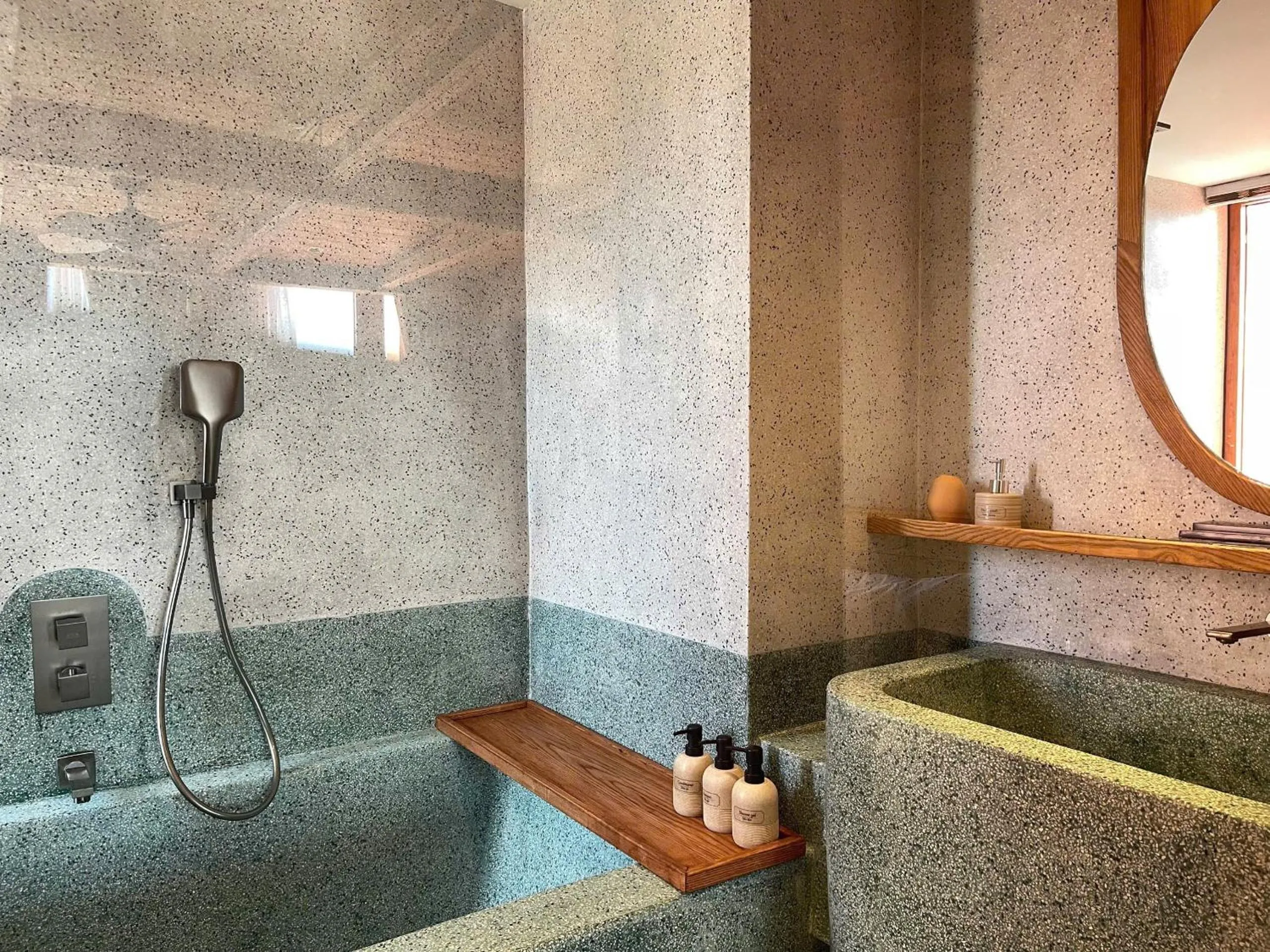 Hot Tub in The Pink Boutique Hotel