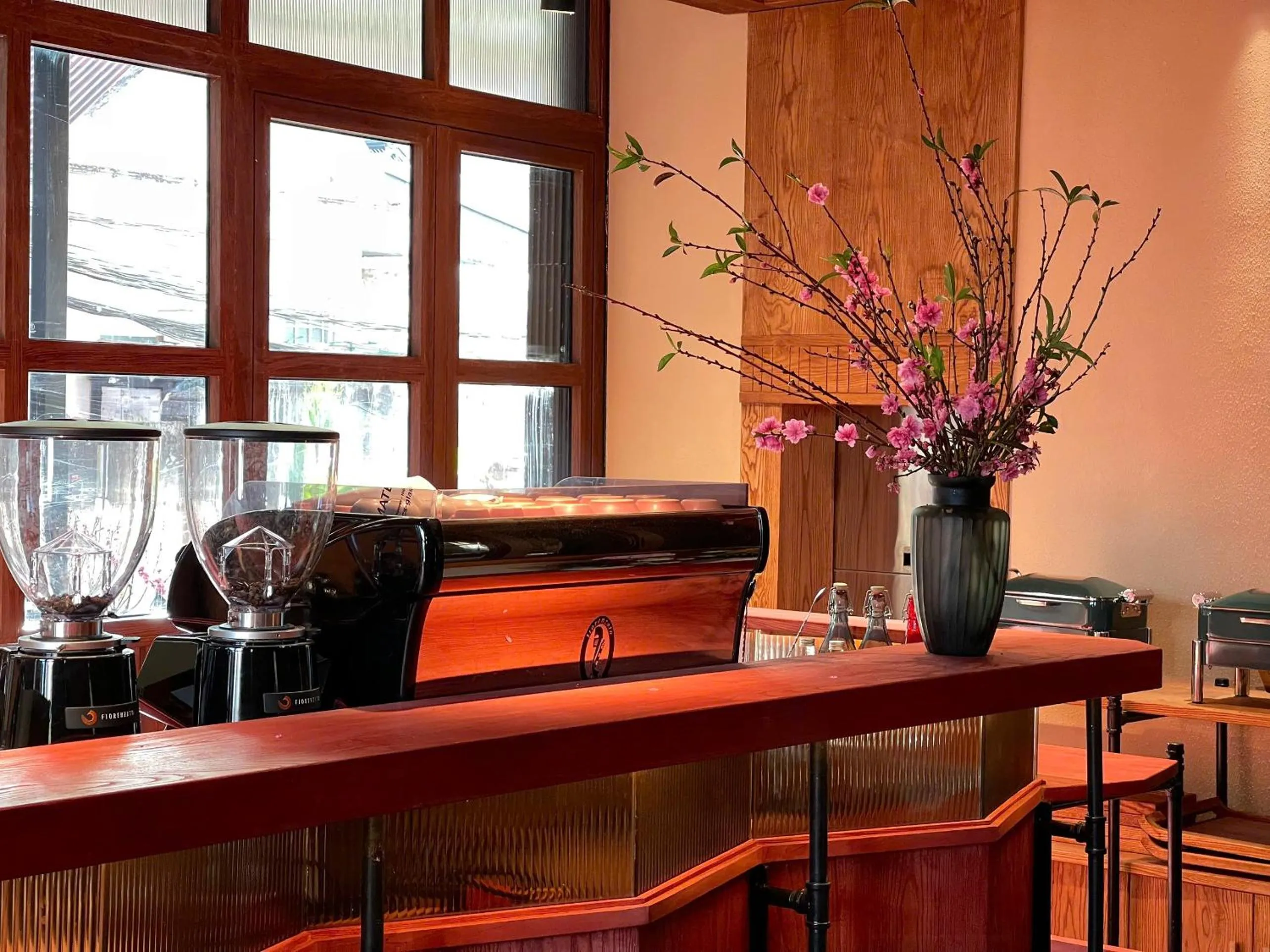 Restaurant/places to eat in The Pink Boutique Hotel